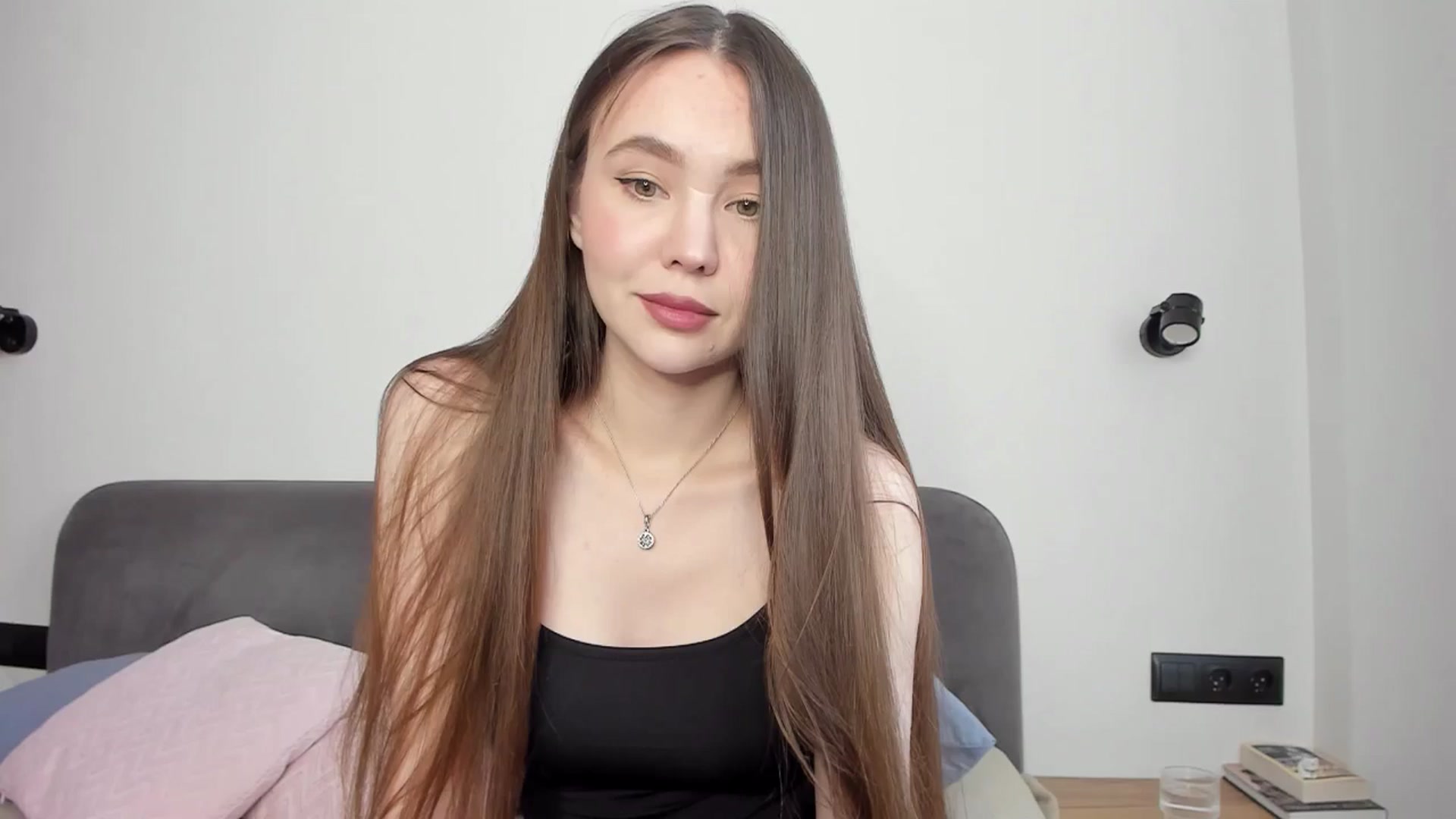 Gallery image thumbnail from SofiaShy's myfreecams stream on, 05/22/2024, 11:40 image 14 of 20