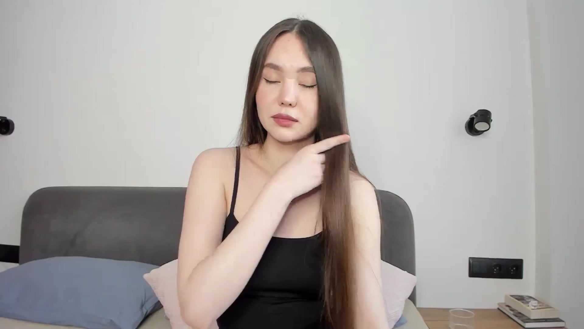 Gallery image thumbnail from SofiaShy's myfreecams stream on, 05/22/2024, 14:05 image 9 of 20