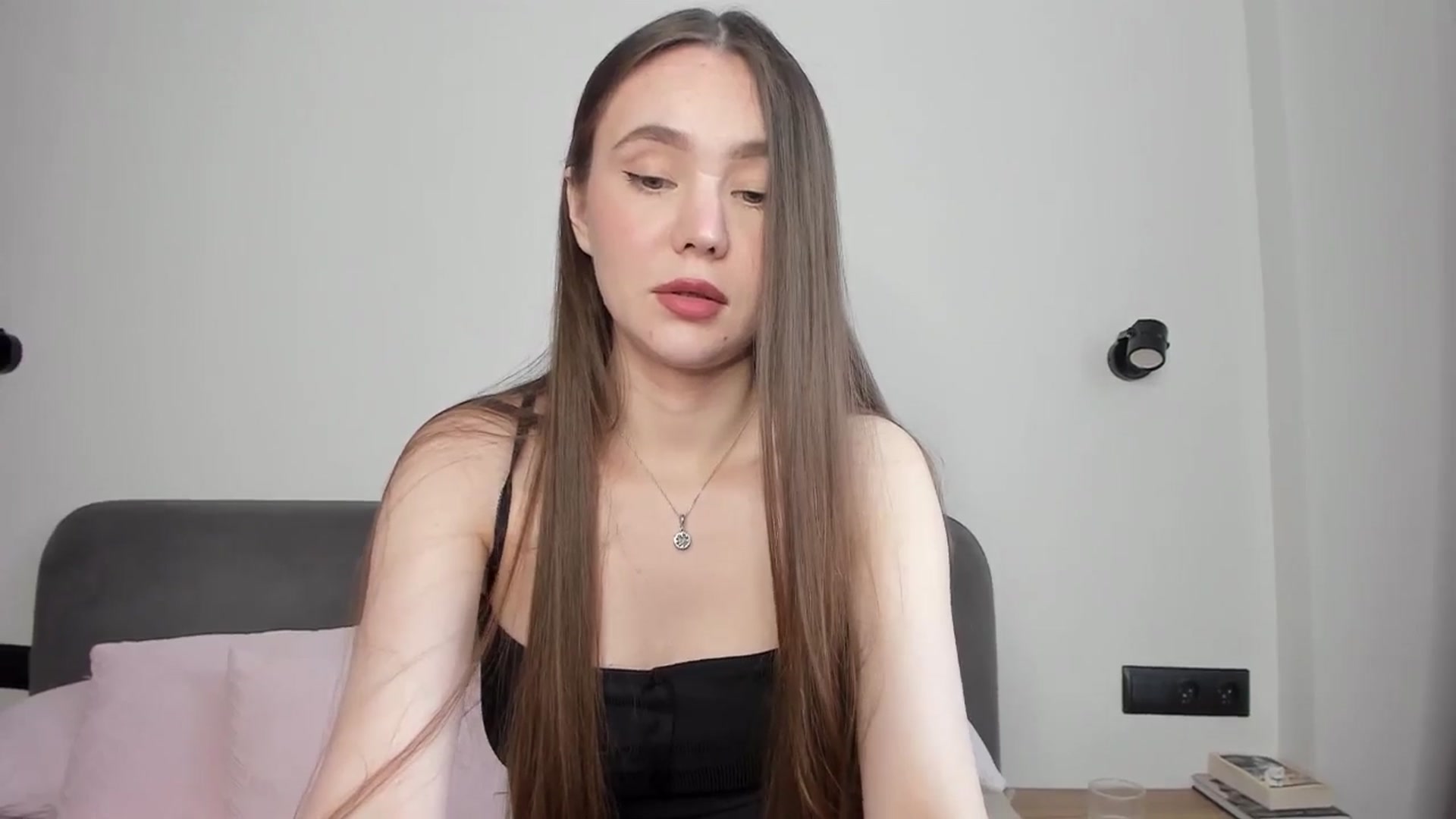 Gallery image thumbnail from SofiaShy's myfreecams stream on, 05/25/2024, 13:36 image 18 of 20