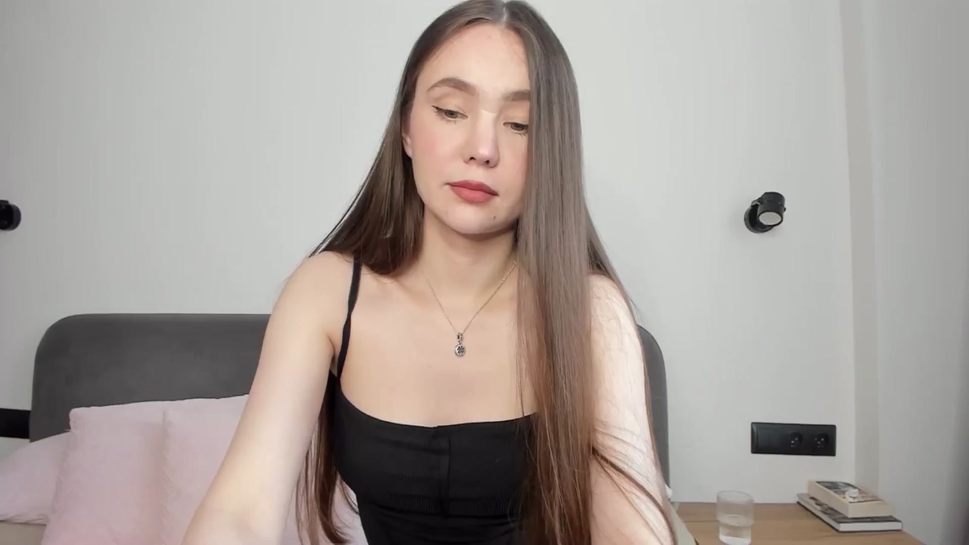 Gallery image thumbnail from SofiaShy's myfreecams stream on, 05/25/2024, 13:36 image 5 of 20