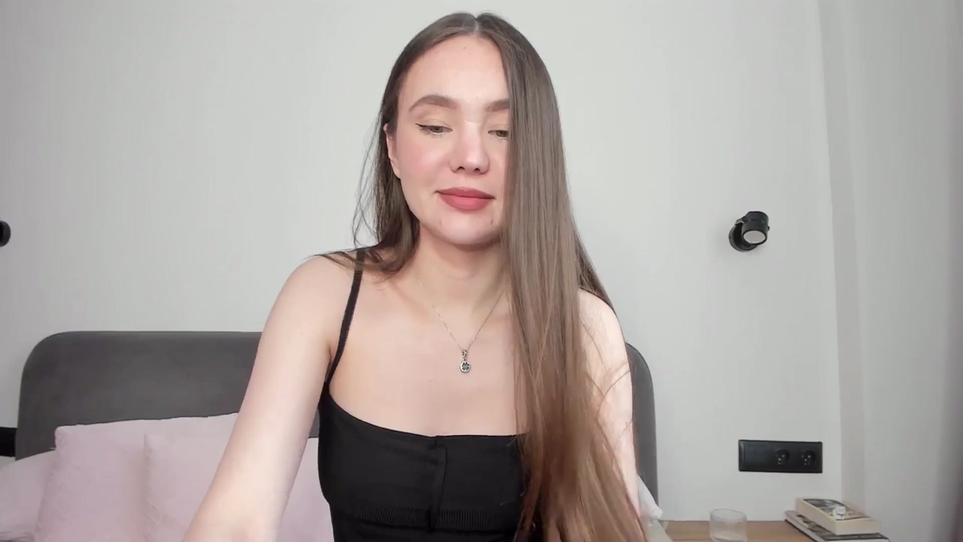 Gallery image thumbnail from SofiaShy's myfreecams stream on, 05/25/2024, 14:40 image 10 of 20