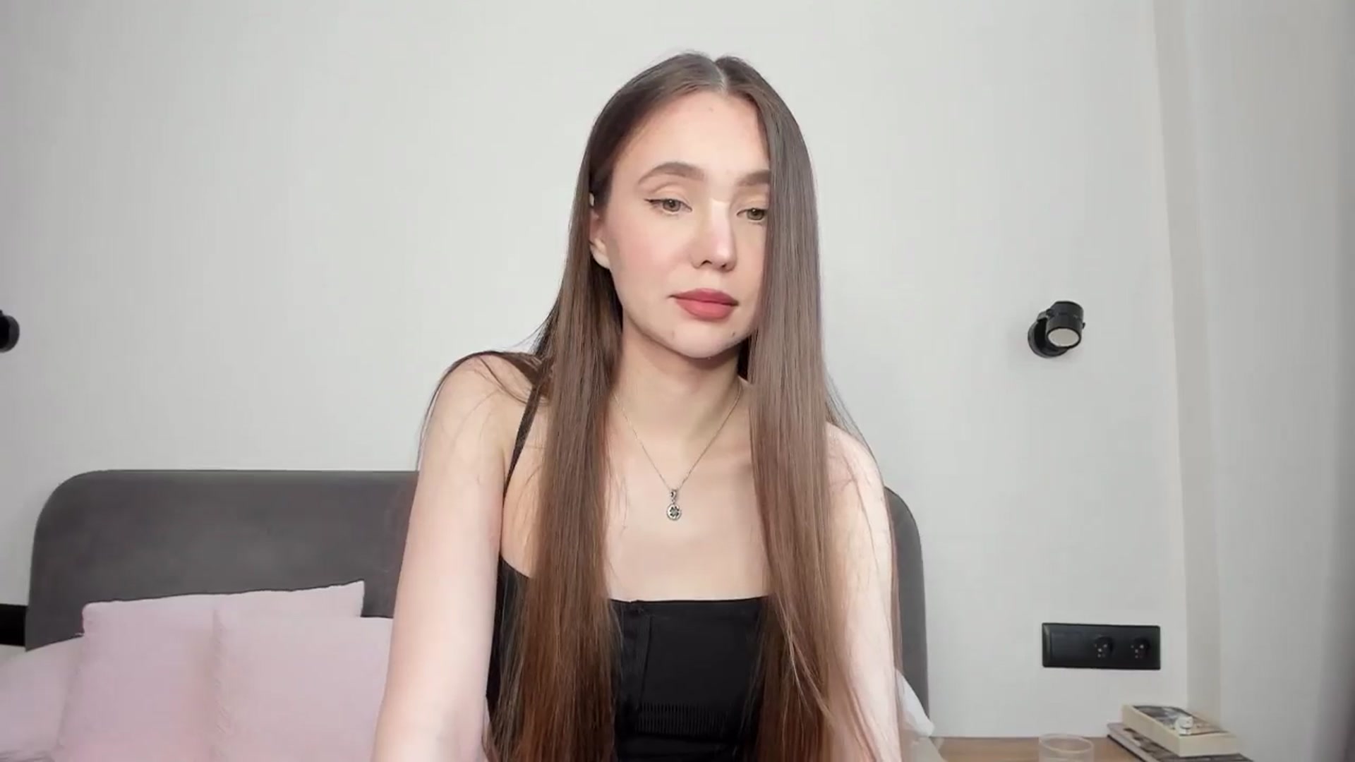 Gallery image thumbnail from SofiaShy's myfreecams stream on, 05/25/2024, 14:40 image 2 of 20