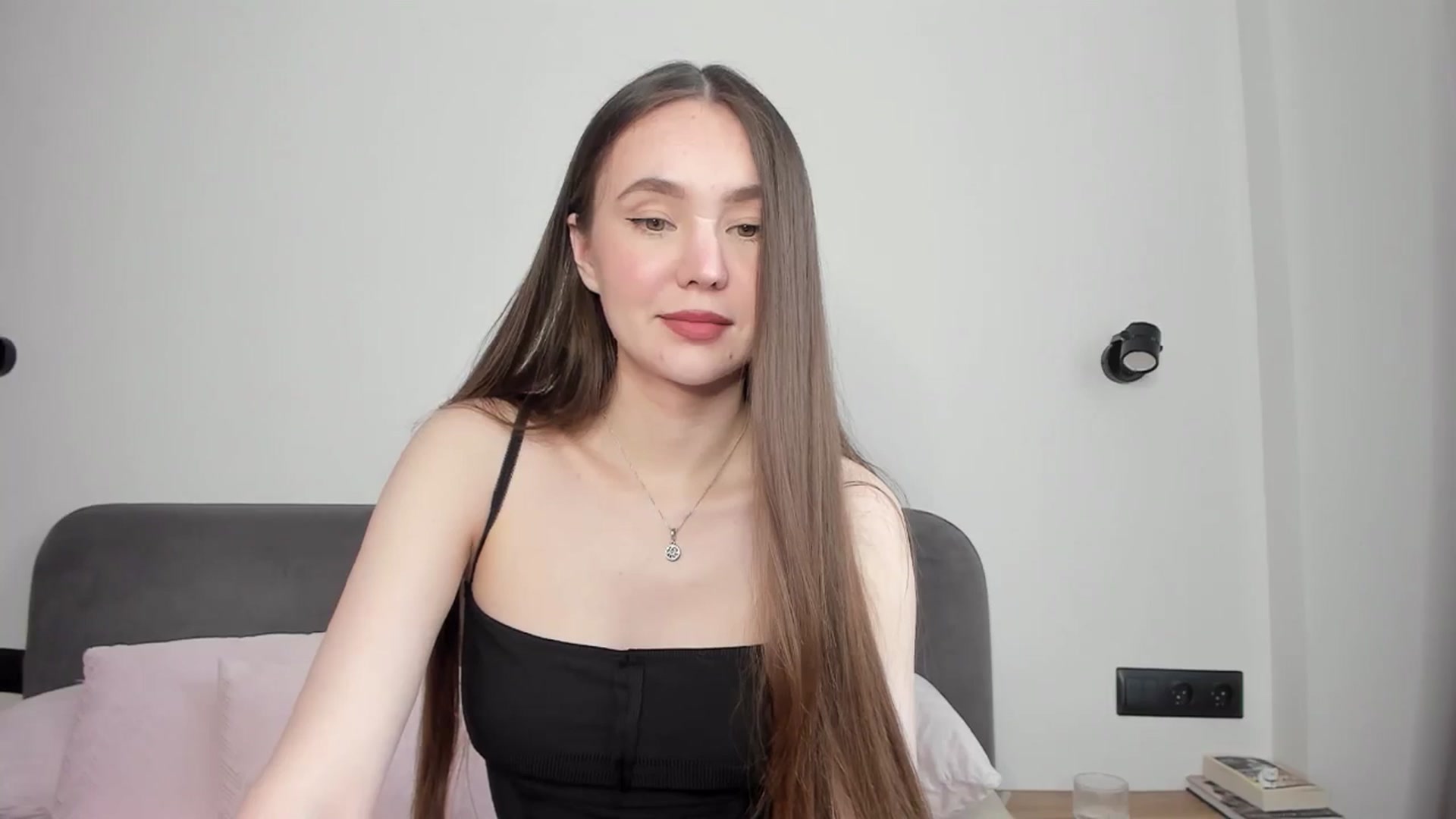 Gallery image thumbnail from SofiaShy's myfreecams stream on, 05/25/2024, 14:40 image 11 of 20