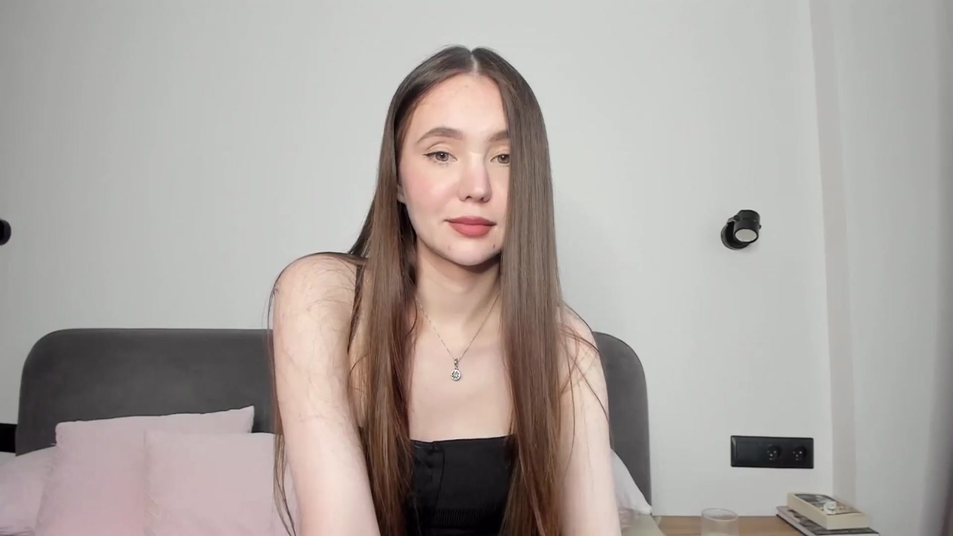 Gallery image thumbnail from SofiaShy's myfreecams stream on, 05/25/2024, 14:40 image 20 of 20