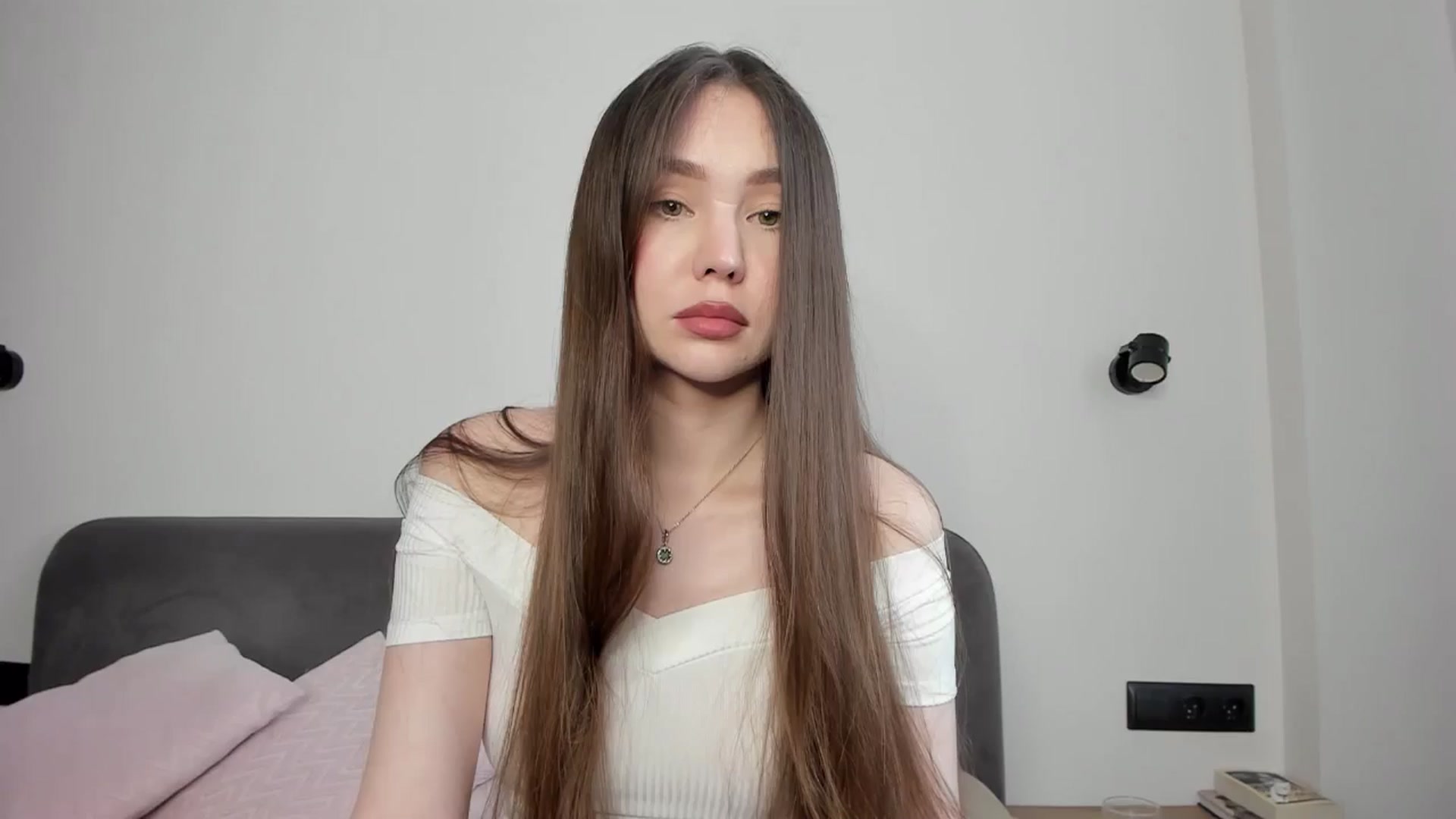 Gallery image thumbnail from SofiaShy's myfreecams stream on, 05/26/2024, 12:31 image 14 of 20