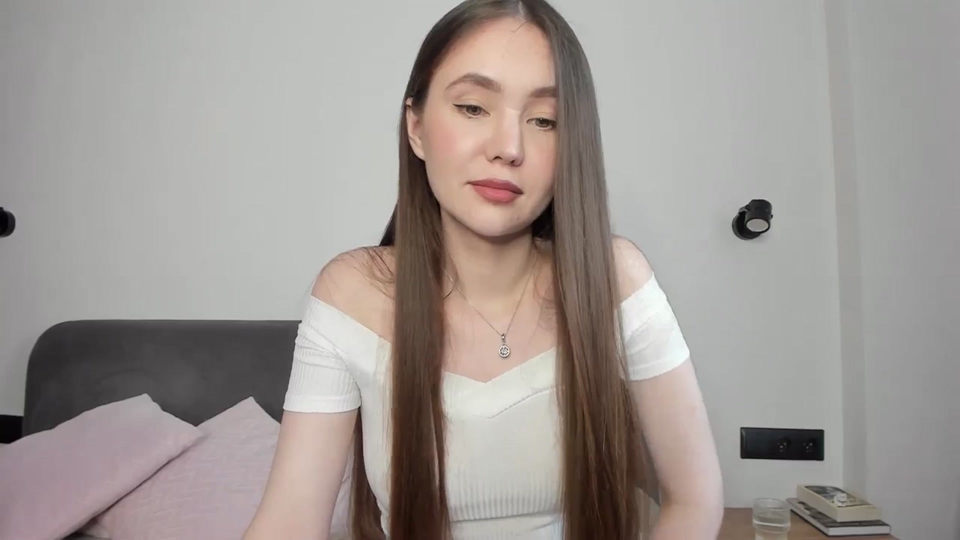 Gallery image thumbnail from SofiaShy's myfreecams stream on, 05/26/2024, 13:09 image 13 of 20