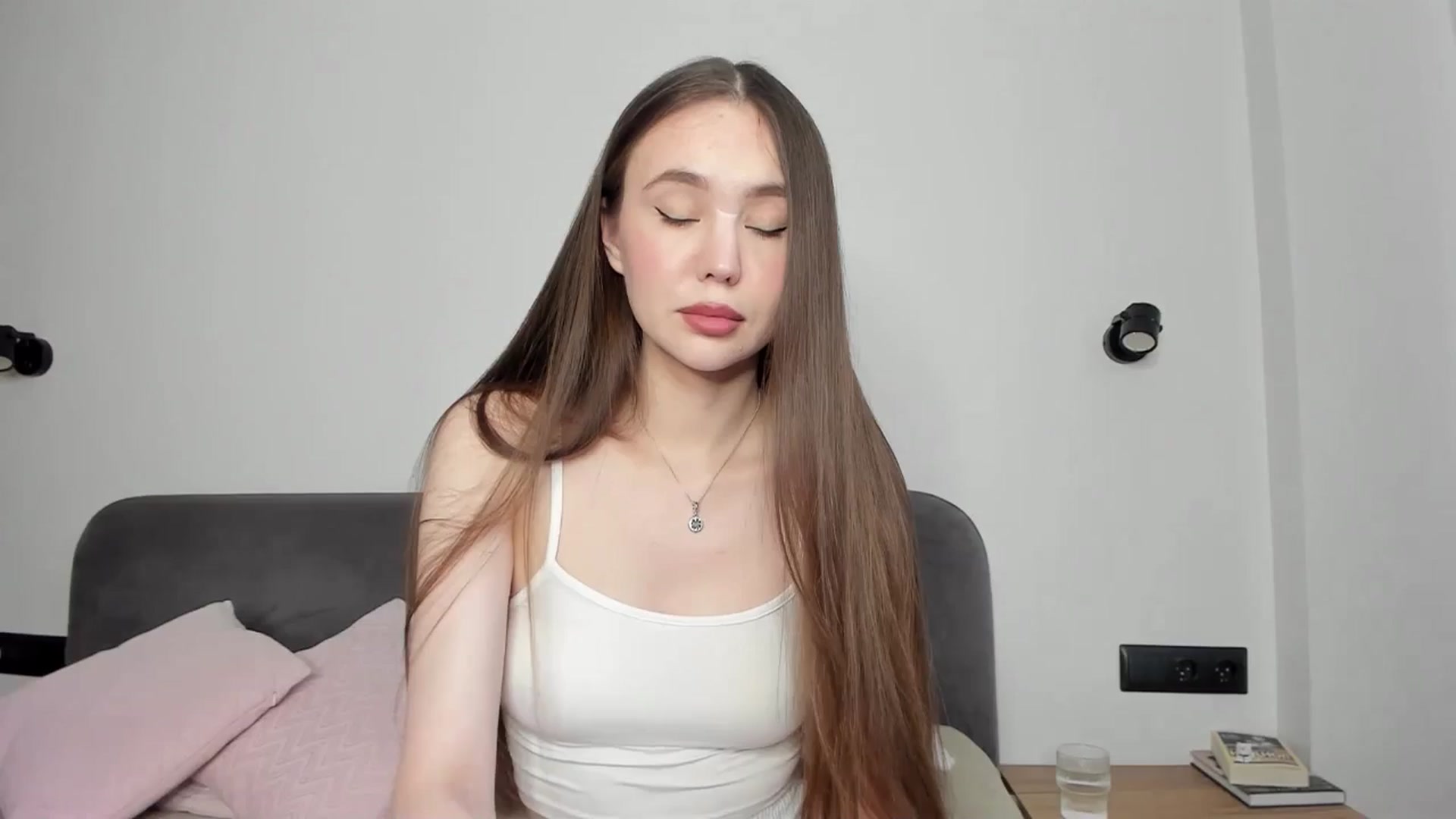 Gallery image thumbnail from SofiaShy's myfreecams stream on, 05/27/2024, 11:56 image 1 of 20