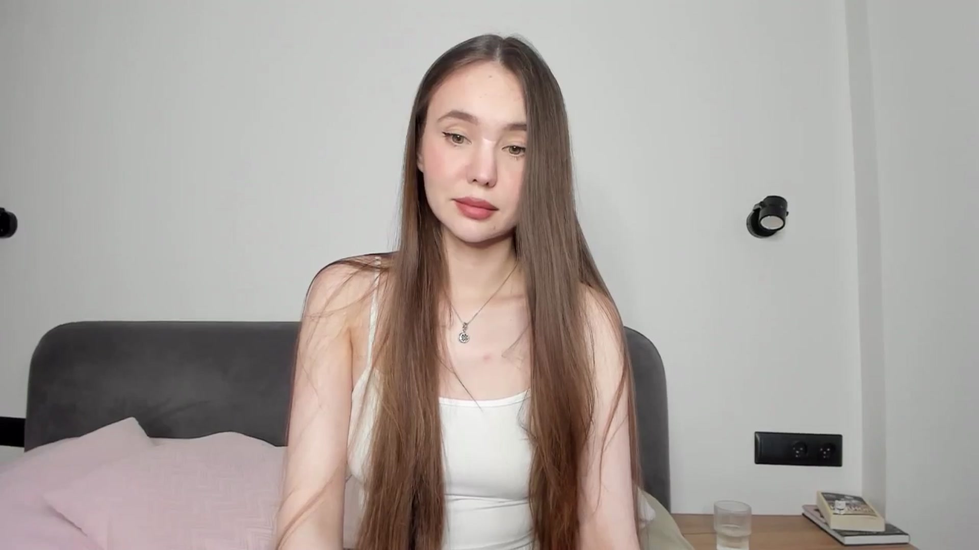 Gallery image thumbnail from SofiaShy's myfreecams stream on, 05/27/2024, 15:10 image 6 of 20