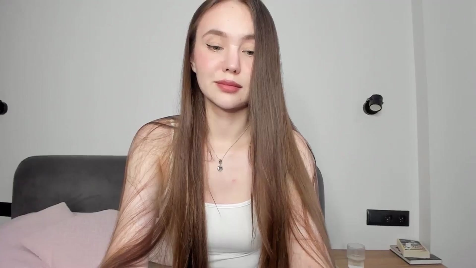 Gallery image thumbnail from SofiaShy's myfreecams stream on, 05/27/2024, 15:10 image 5 of 20