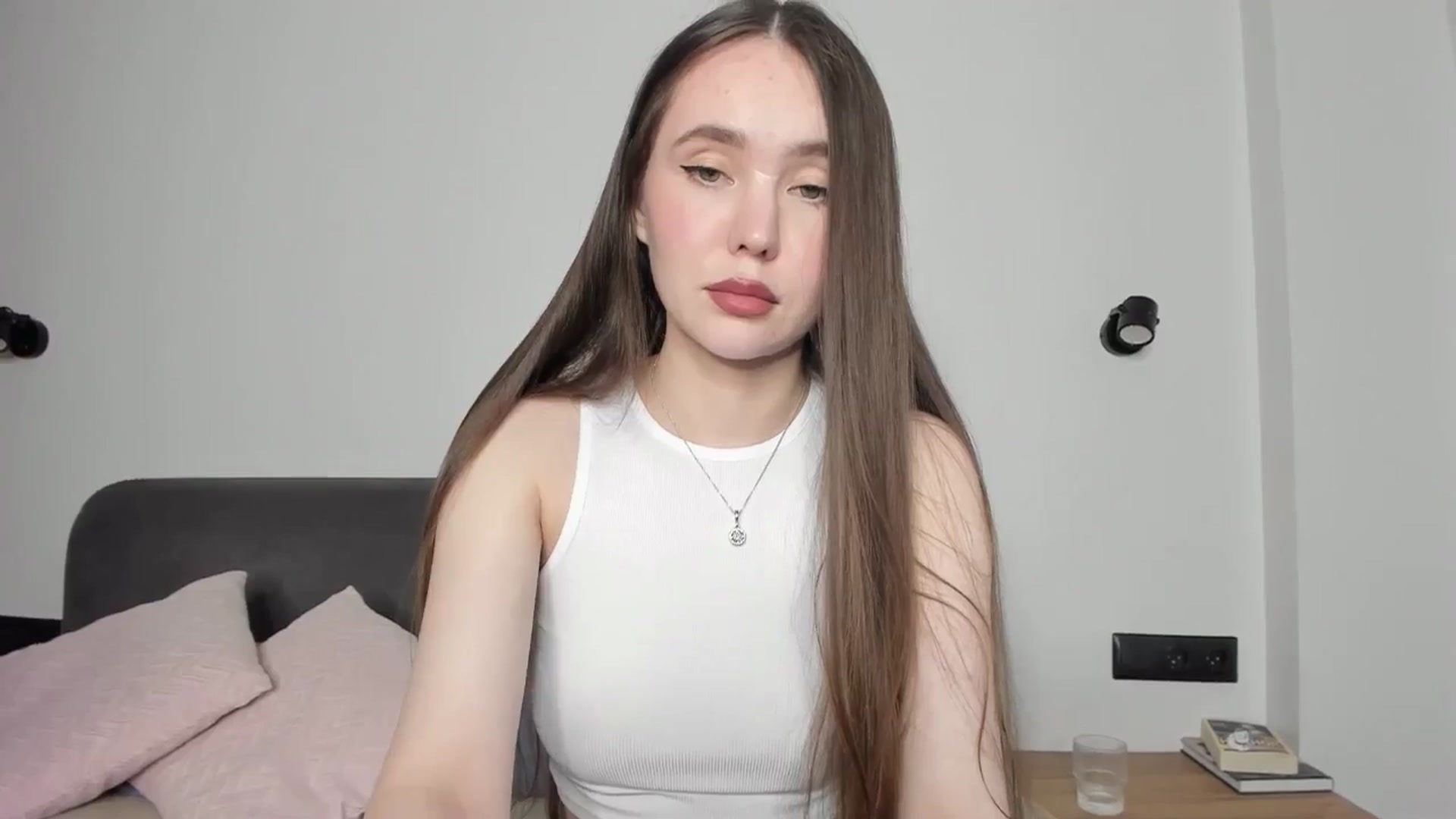 Gallery image thumbnail from SofiaShy's myfreecams stream on, 06/06/2024, 14:29 image 19 of 20