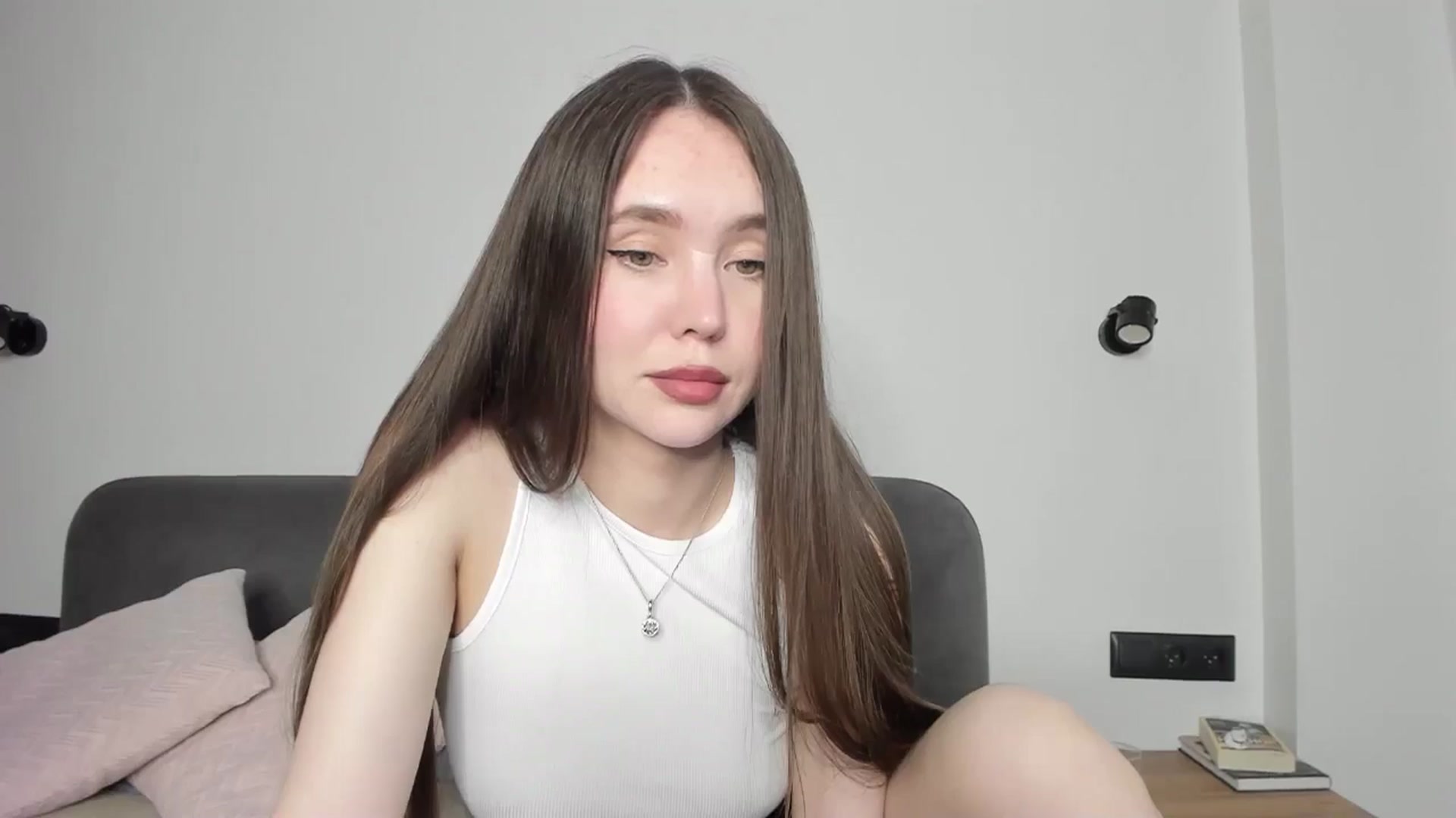 Gallery image thumbnail from SofiaShy's myfreecams stream on, 06/06/2024, 14:29 image 4 of 20