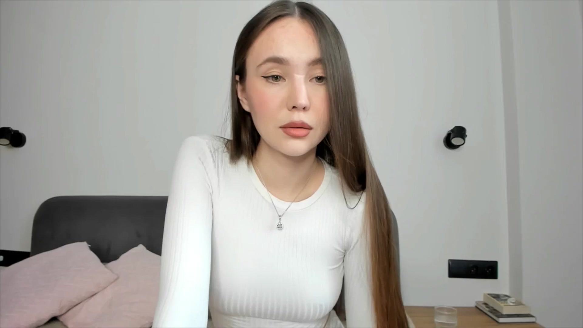 Gallery image thumbnail from SofiaShy's myfreecams stream on, 06/10/2024, 11:50 image 4 of 20