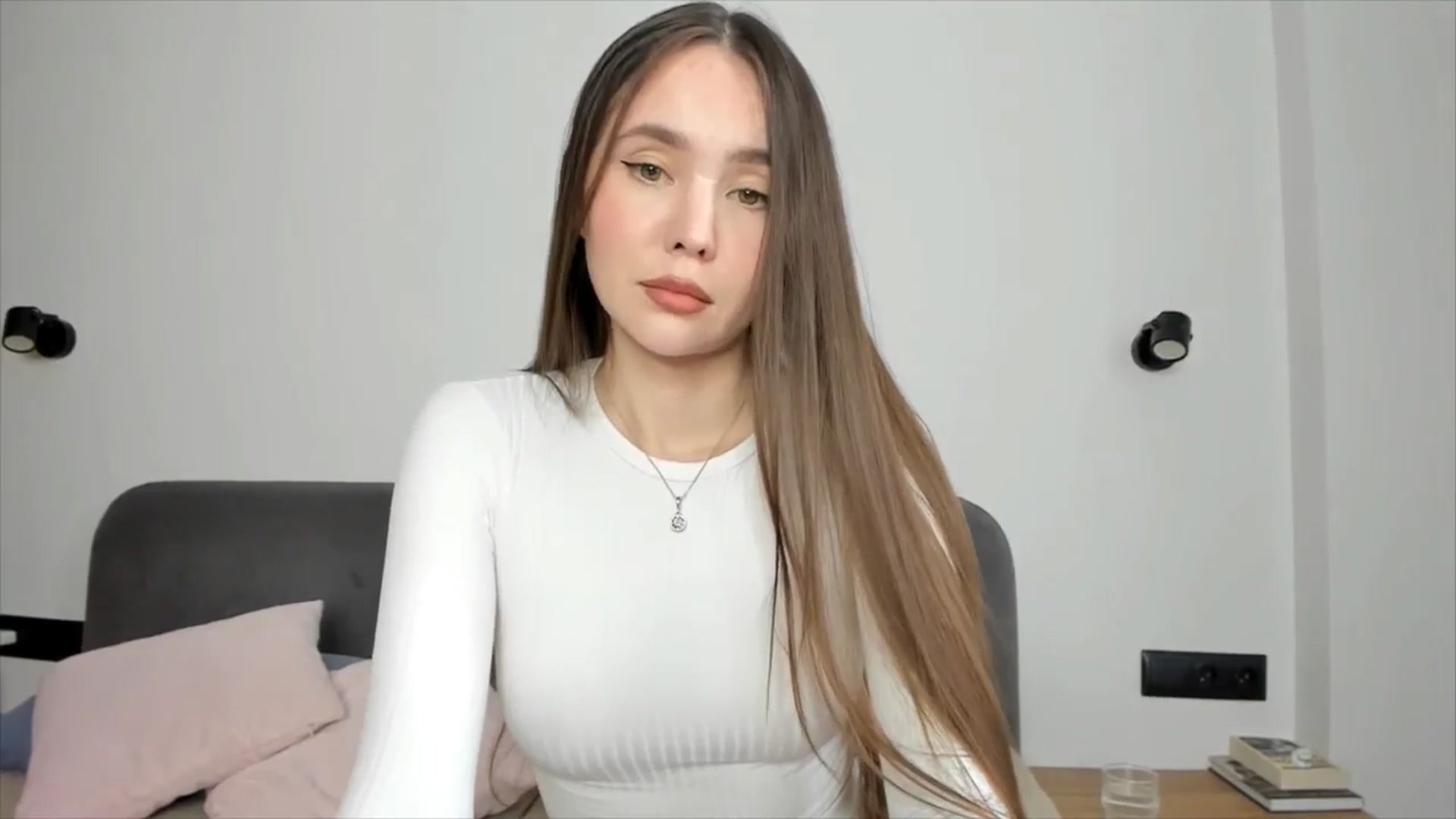 Gallery image thumbnail from SofiaShy's myfreecams stream on, 06/10/2024, 13:15 image 18 of 20
