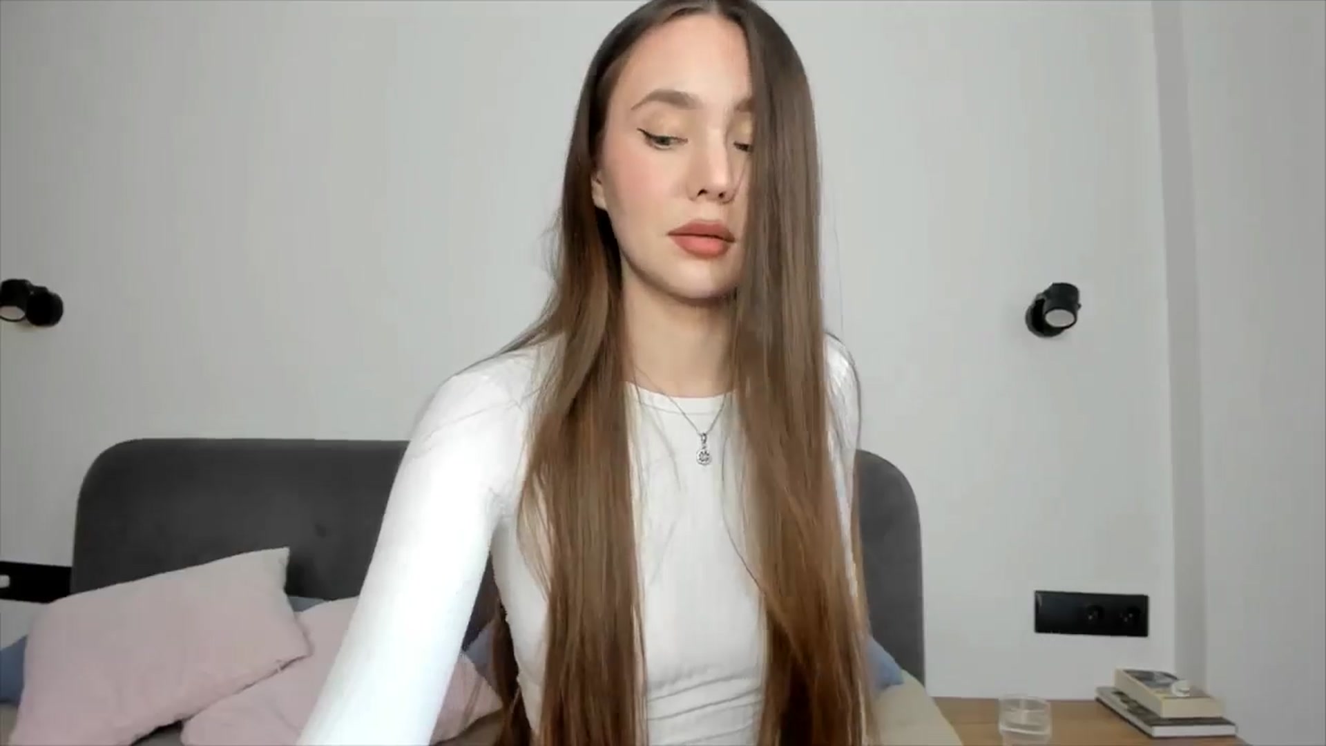Gallery image thumbnail from SofiaShy's myfreecams stream on, 06/10/2024, 13:15 image 16 of 20