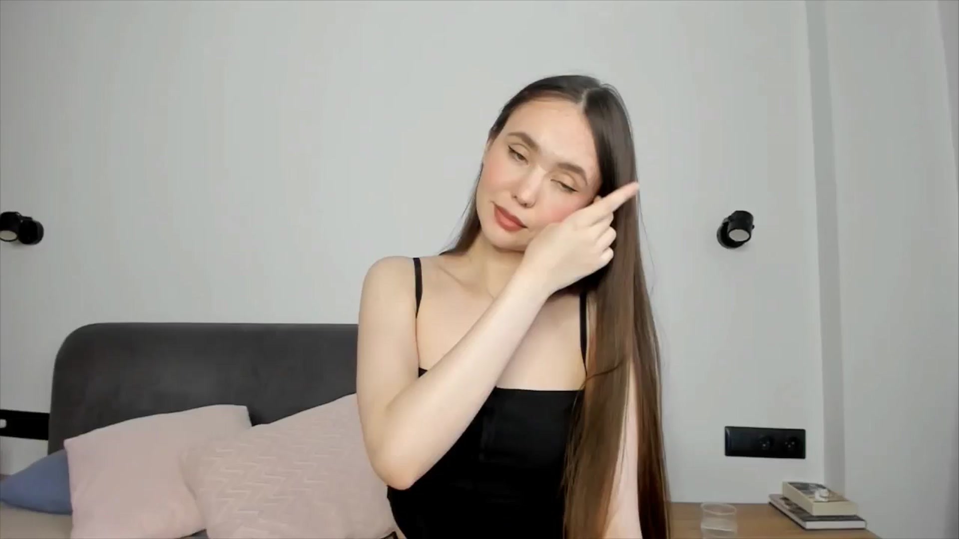 Gallery image thumbnail from SofiaShy's myfreecams stream on, 06/11/2024, 14:21 image 5 of 20