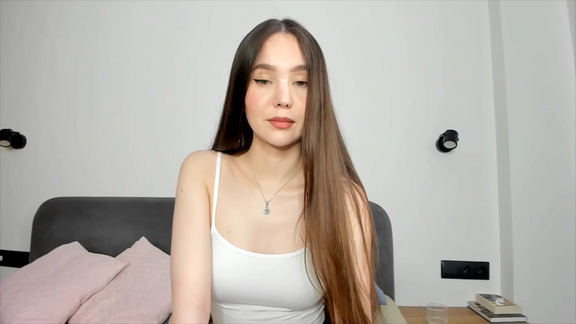 Gallery image thumbnail from SofiaShy's myfreecams stream on, 06/12/2024, 13:26 image 3 of 20