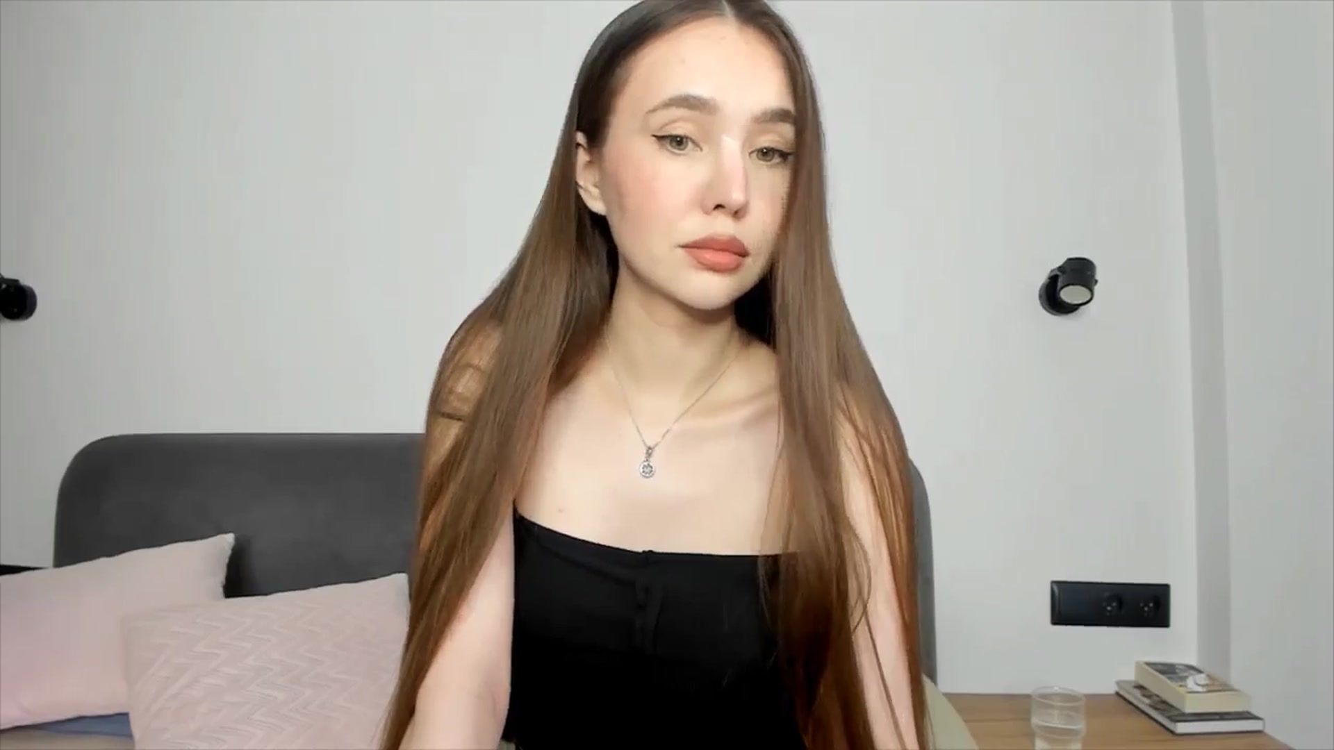 Gallery image thumbnail from SofiaShy's myfreecams stream on, 06/13/2024, 13:59 image 4 of 20
