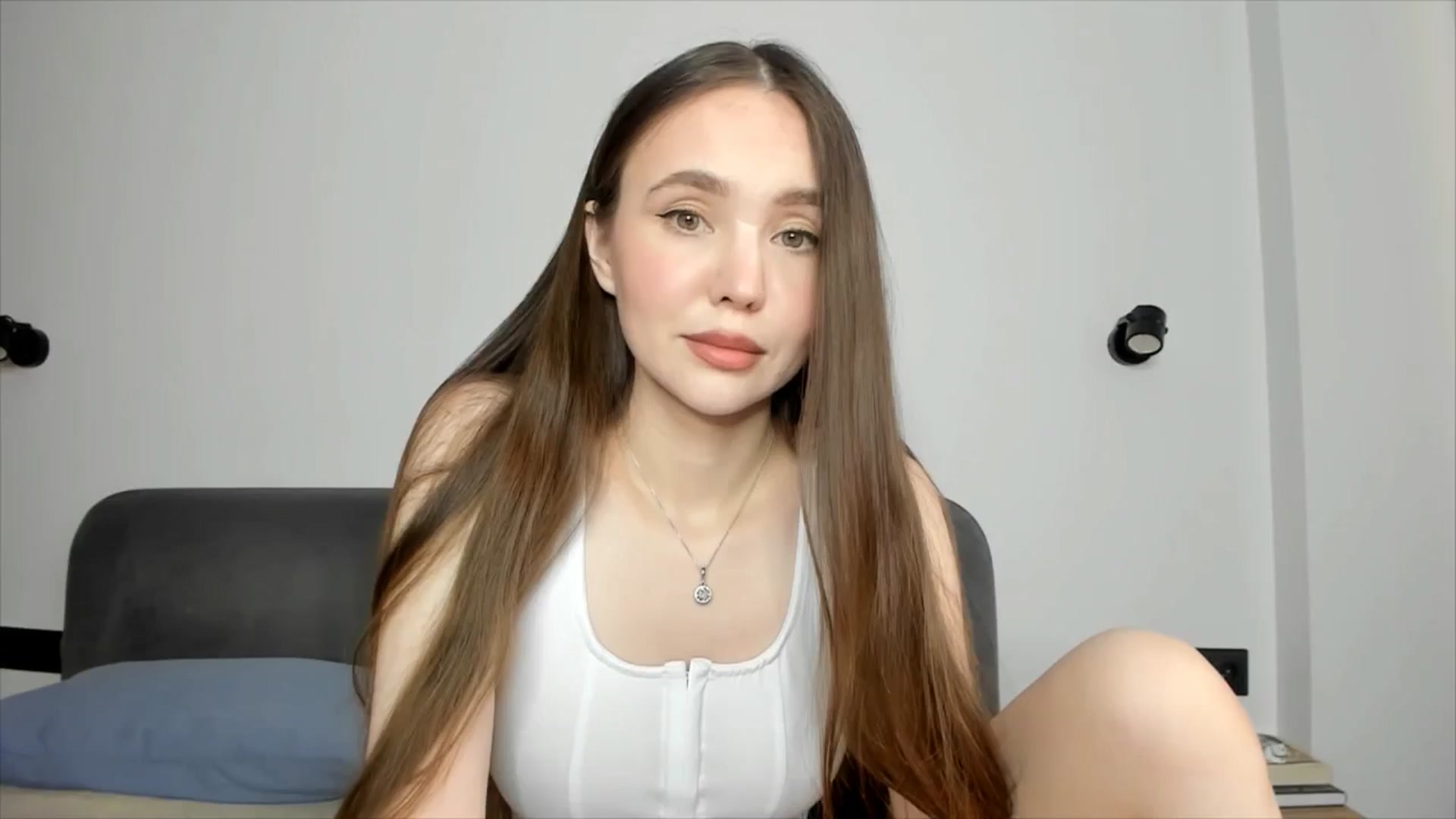 Gallery image thumbnail from SofiaShy's myfreecams stream on, 06/14/2024, 12:04 image 15 of 20