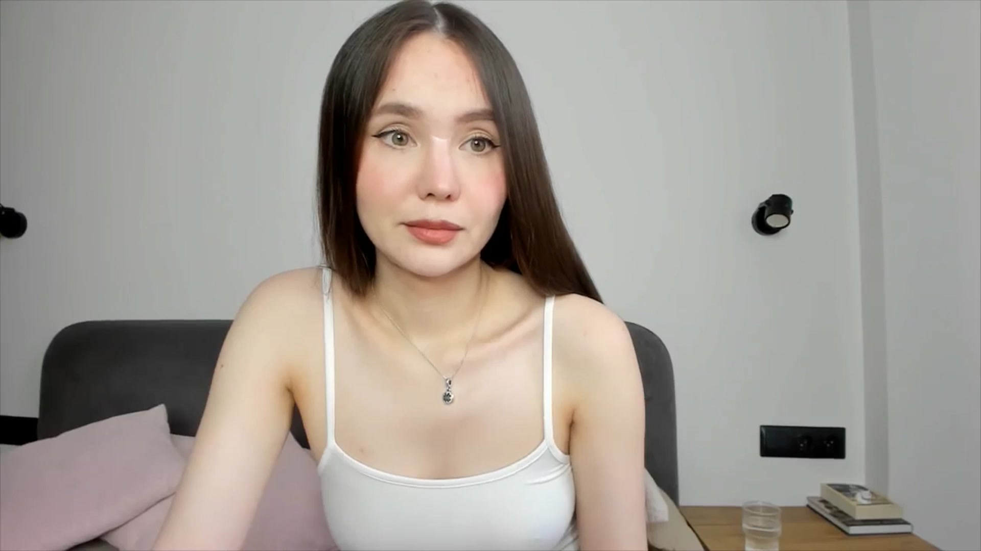 Gallery image thumbnail from SofiaShy's myfreecams stream on, 06/20/2024, 12:37 image 5 of 20