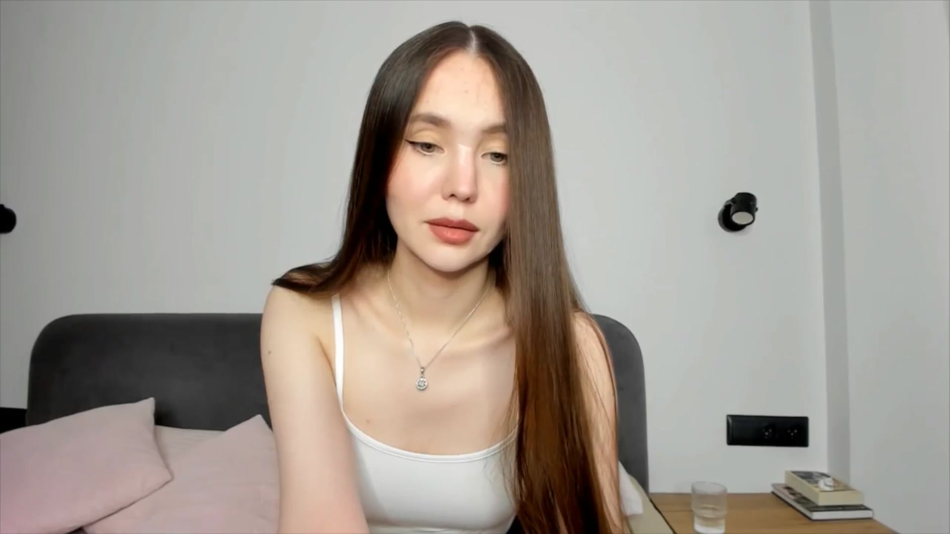 Gallery image thumbnail from SofiaShy's myfreecams stream on, 06/20/2024, 14:00 image 13 of 20