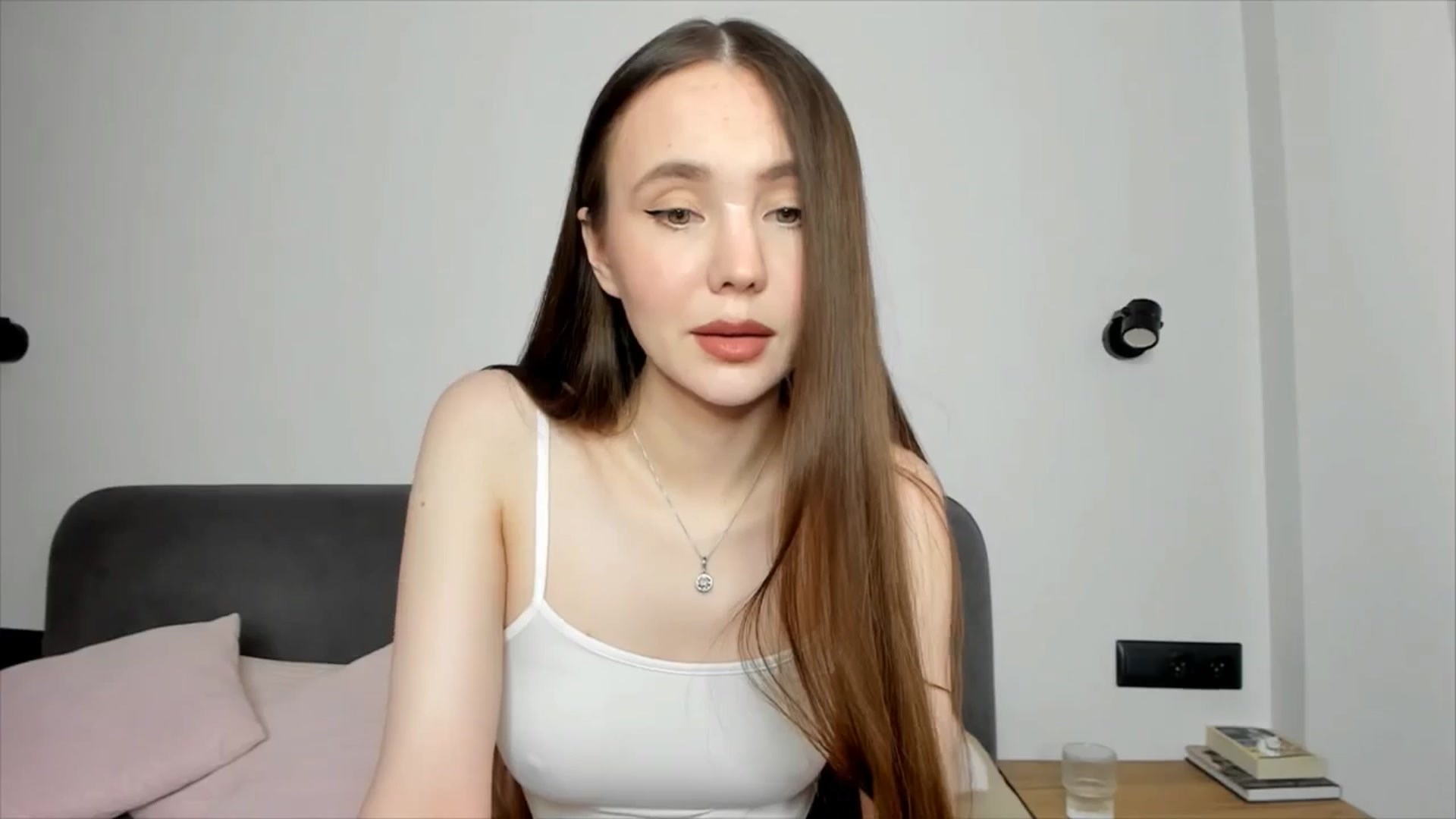 Gallery image thumbnail from SofiaShy's myfreecams stream on, 06/20/2024, 14:00 image 20 of 20