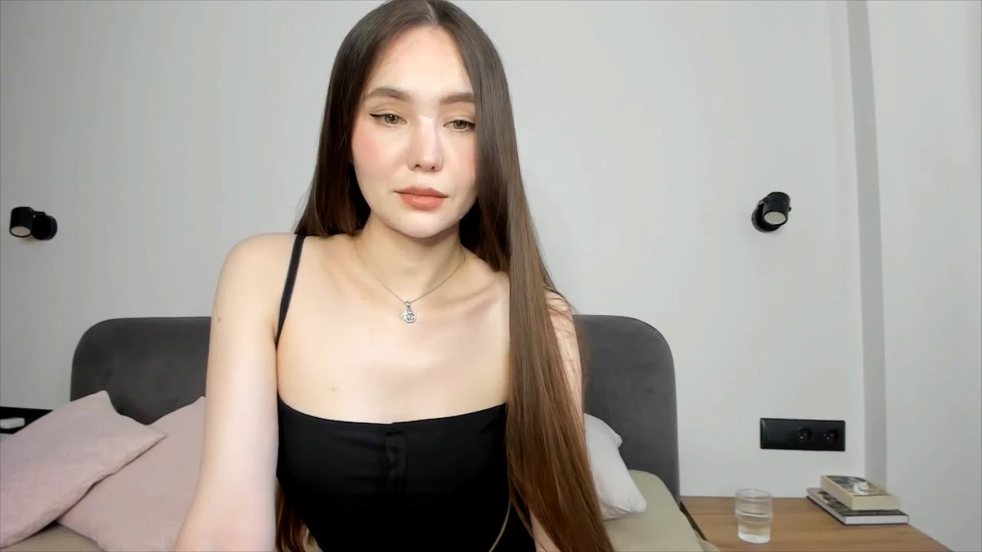 Gallery image thumbnail from SofiaShy's myfreecams stream on, 06/22/2024, 11:43 image 6 of 20