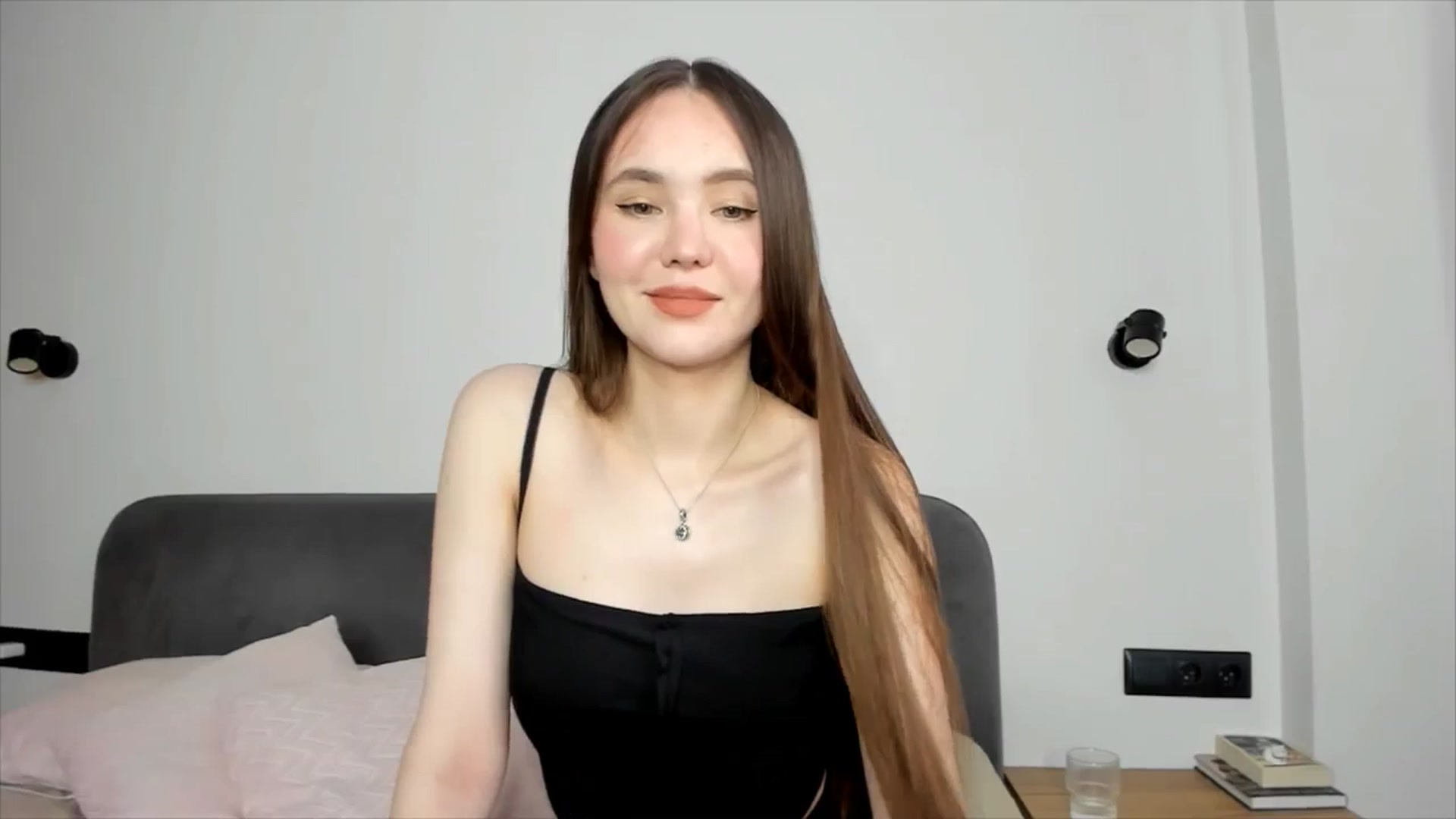 Gallery image thumbnail from SofiaShy's myfreecams stream on, 06/22/2024, 15:00 image 7 of 20