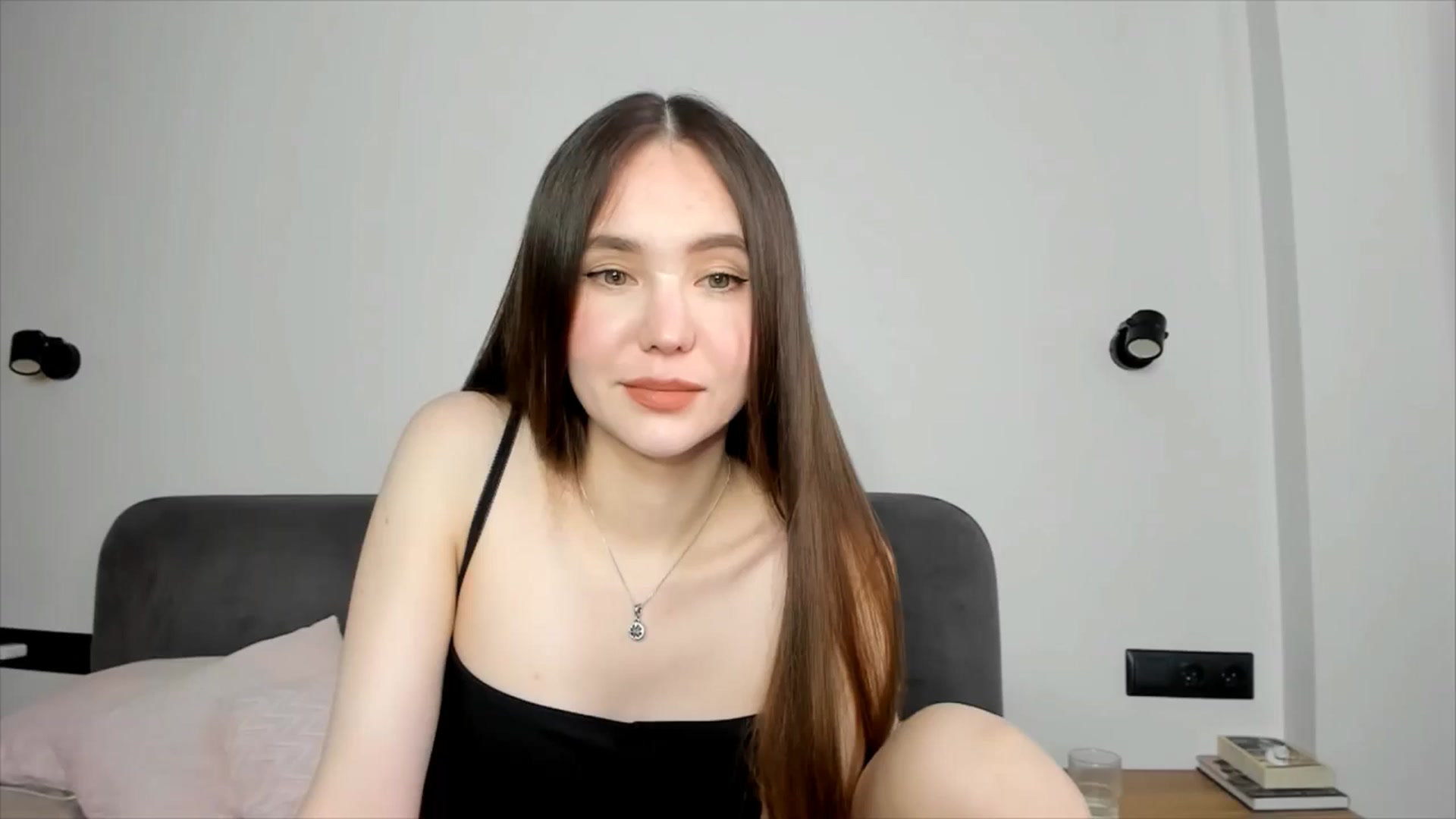 Gallery image thumbnail from SofiaShy's myfreecams stream on, 06/22/2024, 15:00 image 4 of 20