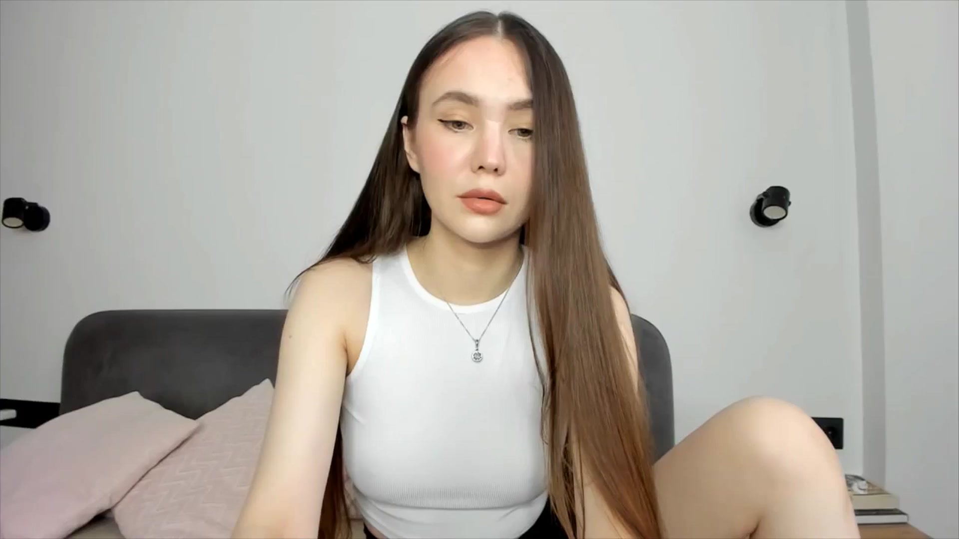 Gallery image thumbnail from SofiaShy's myfreecams stream on, 06/23/2024, 12:28 image 13 of 20