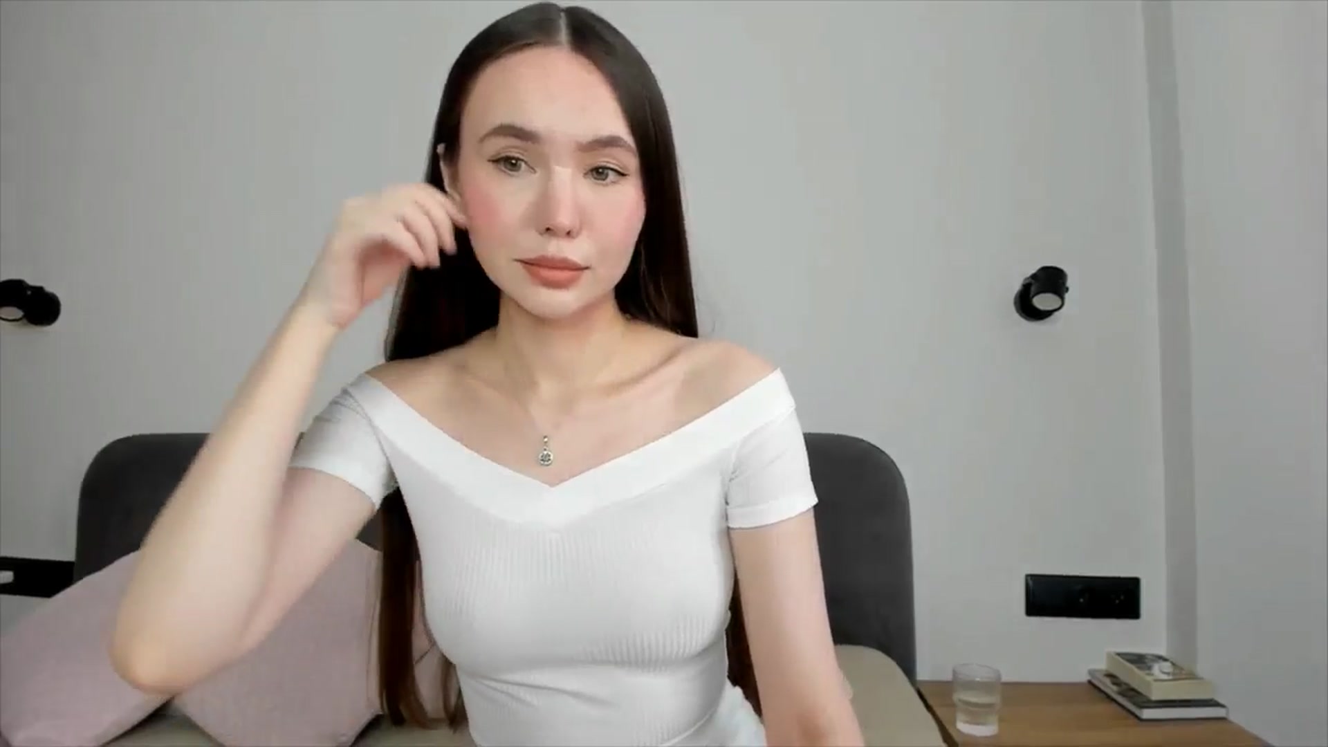 Gallery image thumbnail from SofiaShy's myfreecams stream on, 06/24/2024, 11:54 image 16 of 20