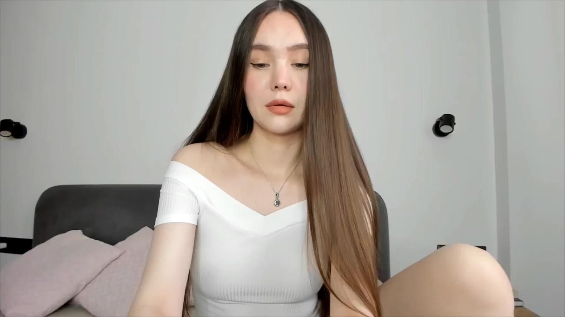 Gallery image thumbnail from SofiaShy's myfreecams stream on, 06/24/2024, 12:47 image 16 of 20