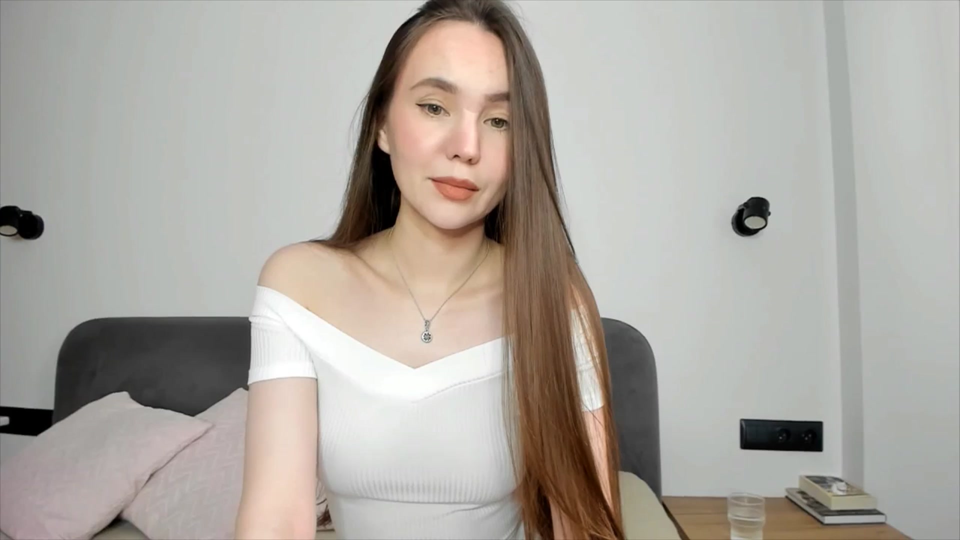 Gallery image thumbnail from SofiaShy's myfreecams stream on, 06/24/2024, 13:27 image 9 of 20