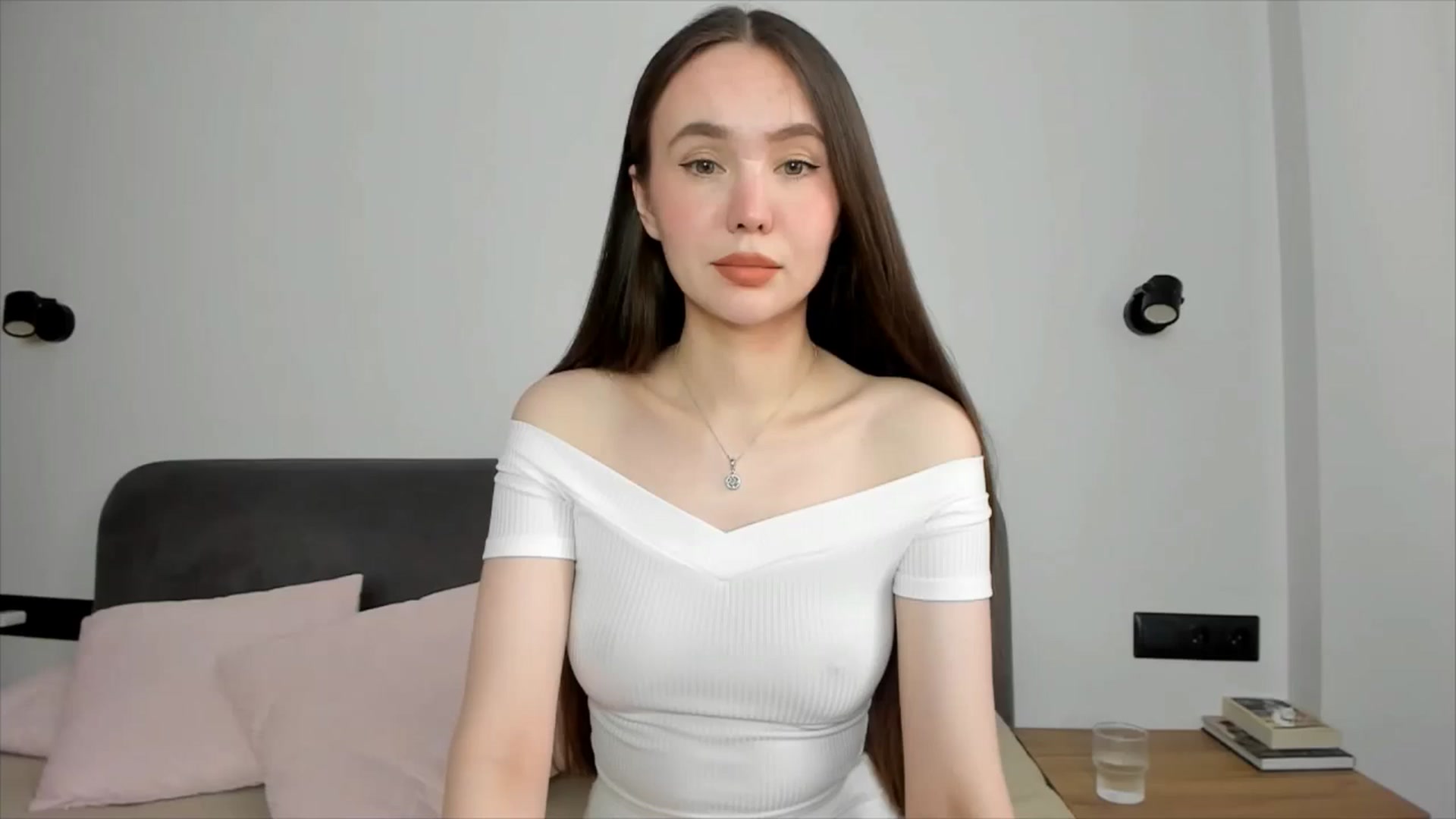 Gallery image thumbnail from SofiaShy's myfreecams stream on, 06/24/2024, 15:14 image 1 of 20
