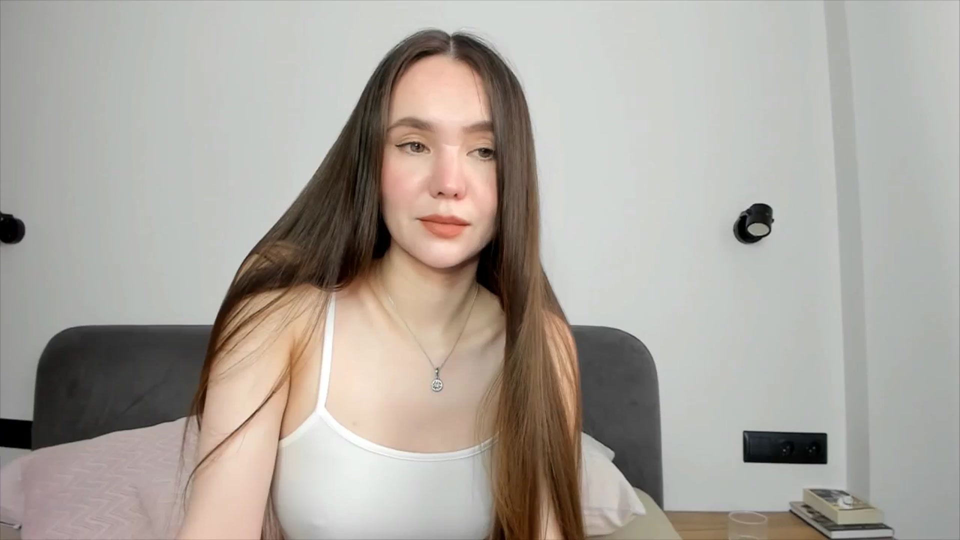 Gallery image thumbnail from SofiaShy's myfreecams stream on, 06/25/2024, 13:37 image 10 of 20