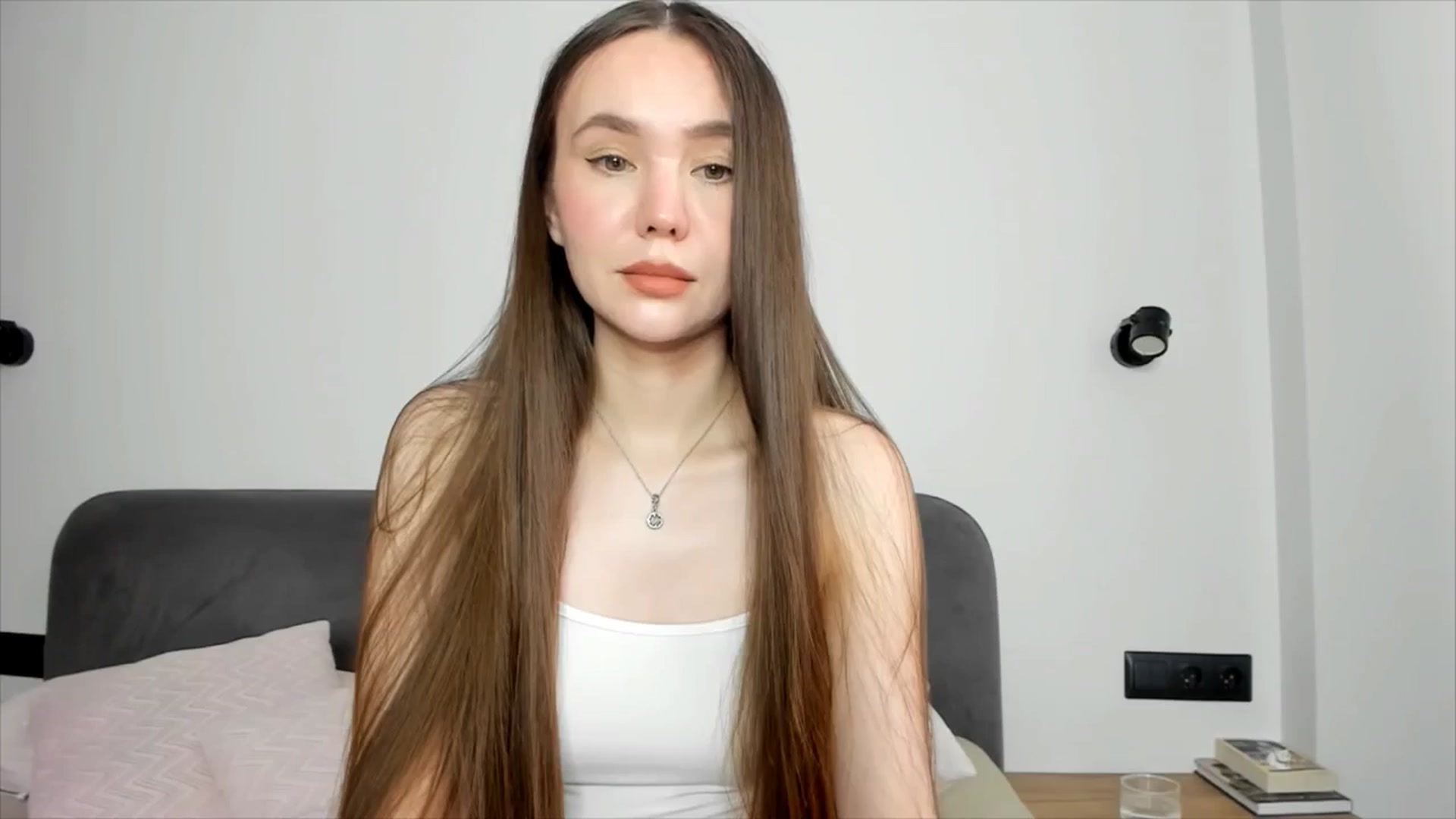 Gallery image thumbnail from SofiaShy's myfreecams stream on, 06/25/2024, 13:37 image 15 of 20