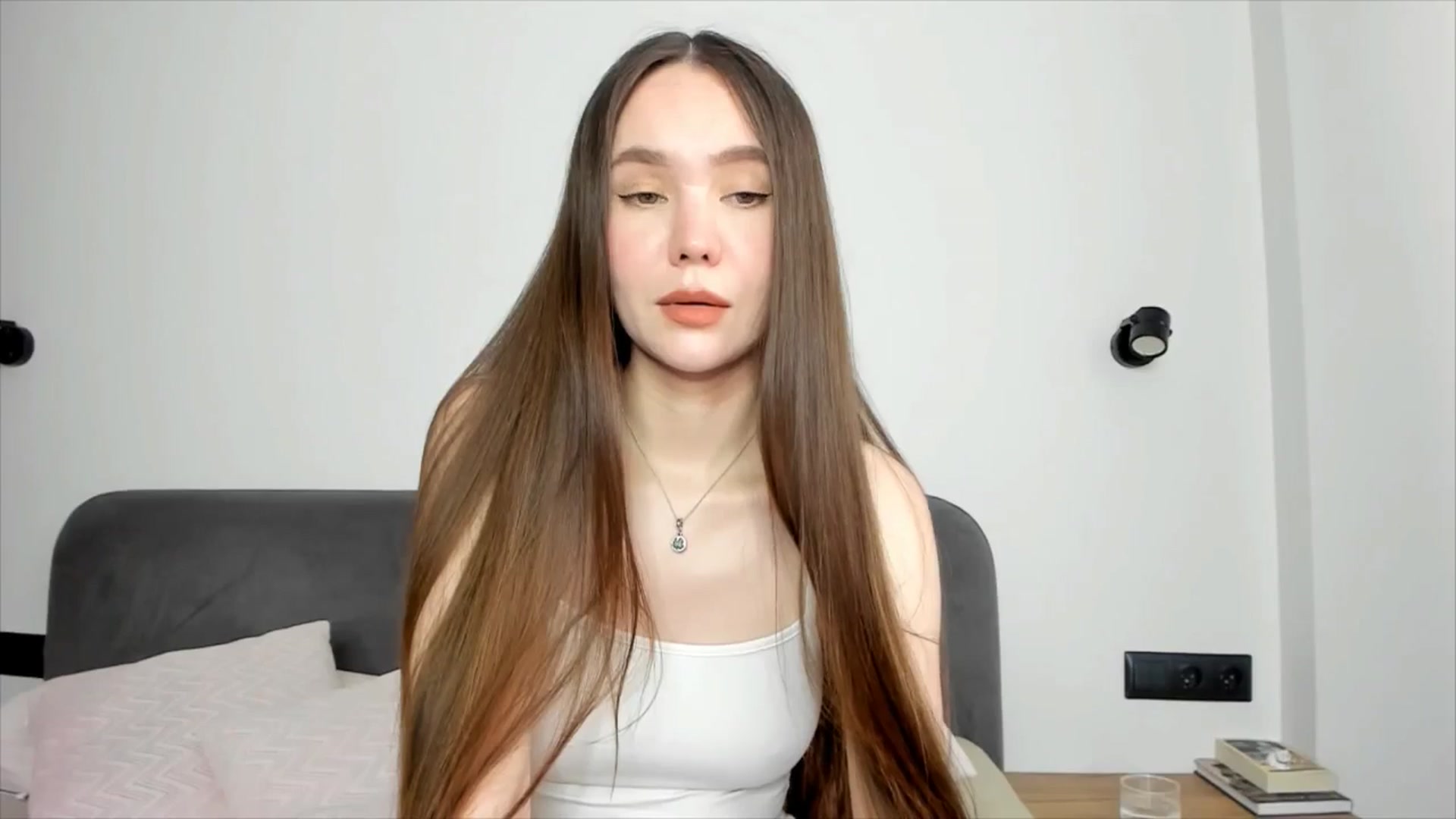 Gallery image thumbnail from SofiaShy's myfreecams stream on, 06/25/2024, 13:37 image 14 of 20