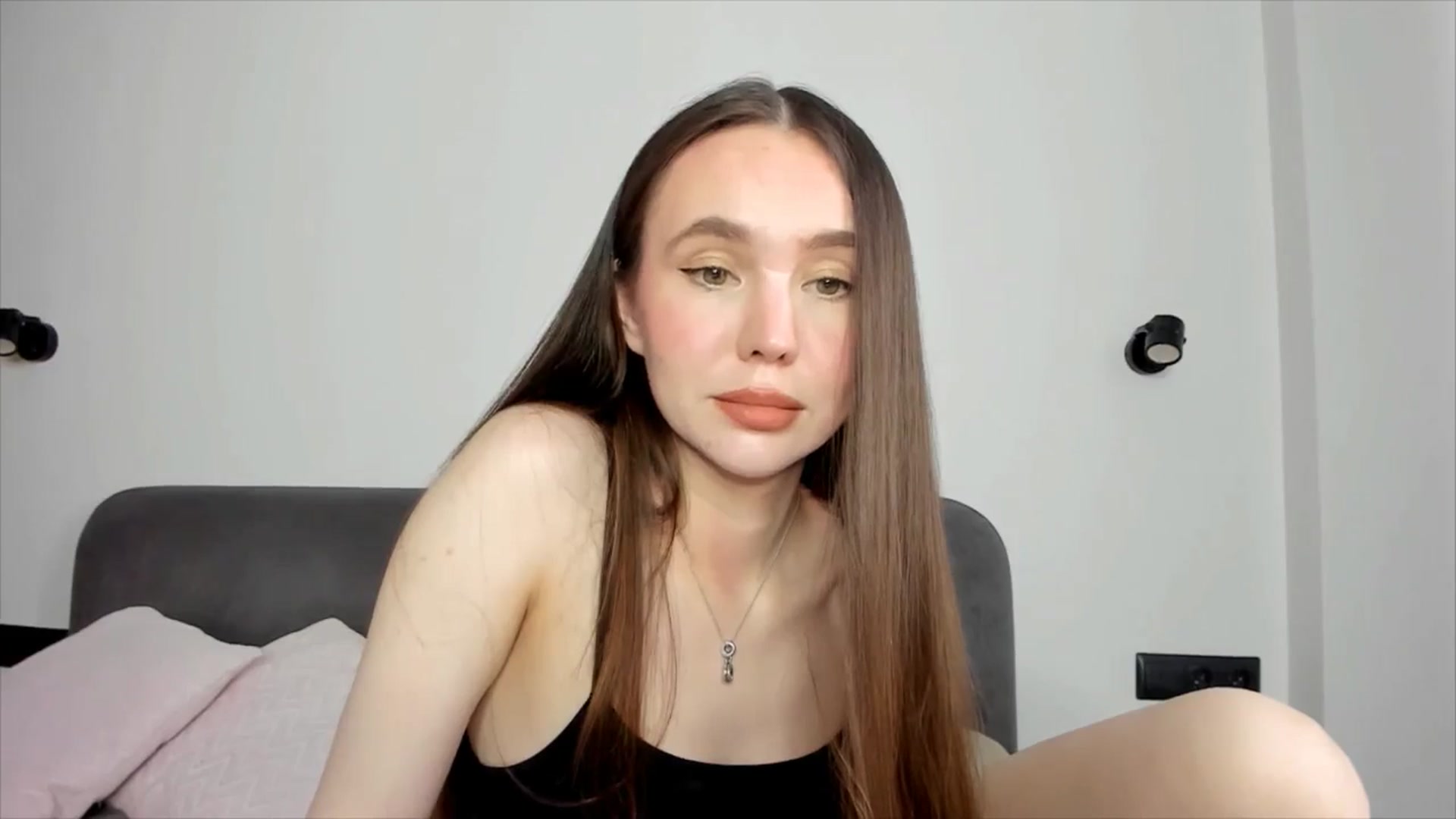 Gallery image thumbnail from SofiaShy's myfreecams stream on, 06/26/2024, 14:58 image 3 of 20