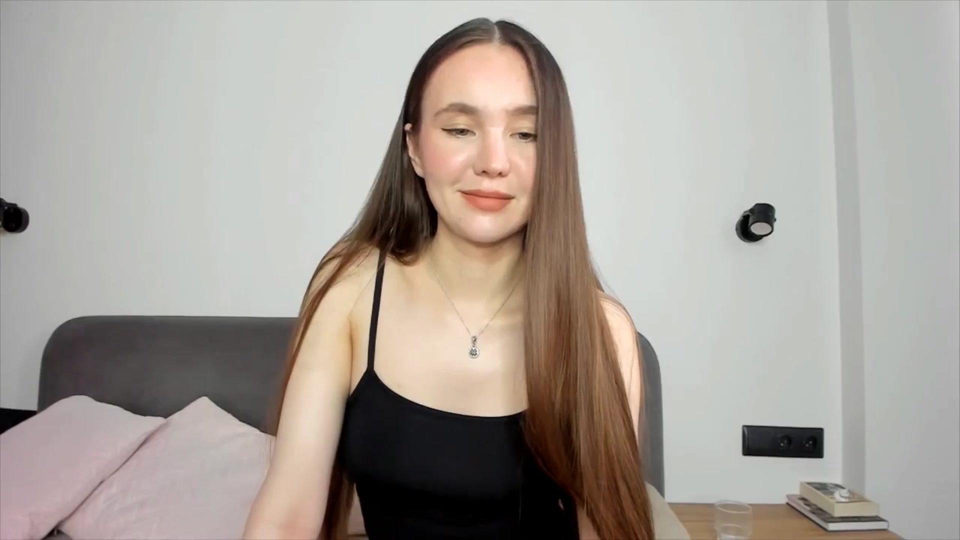 Gallery image thumbnail from SofiaShy's myfreecams stream on, 06/26/2024, 14:58 image 13 of 20