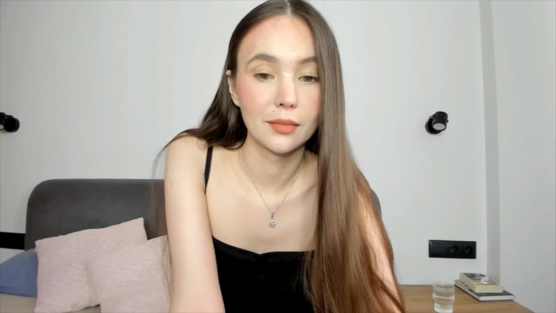 Gallery image thumbnail from SofiaShy's myfreecams stream on, 07/07/2024, 13:37 image 5 of 20