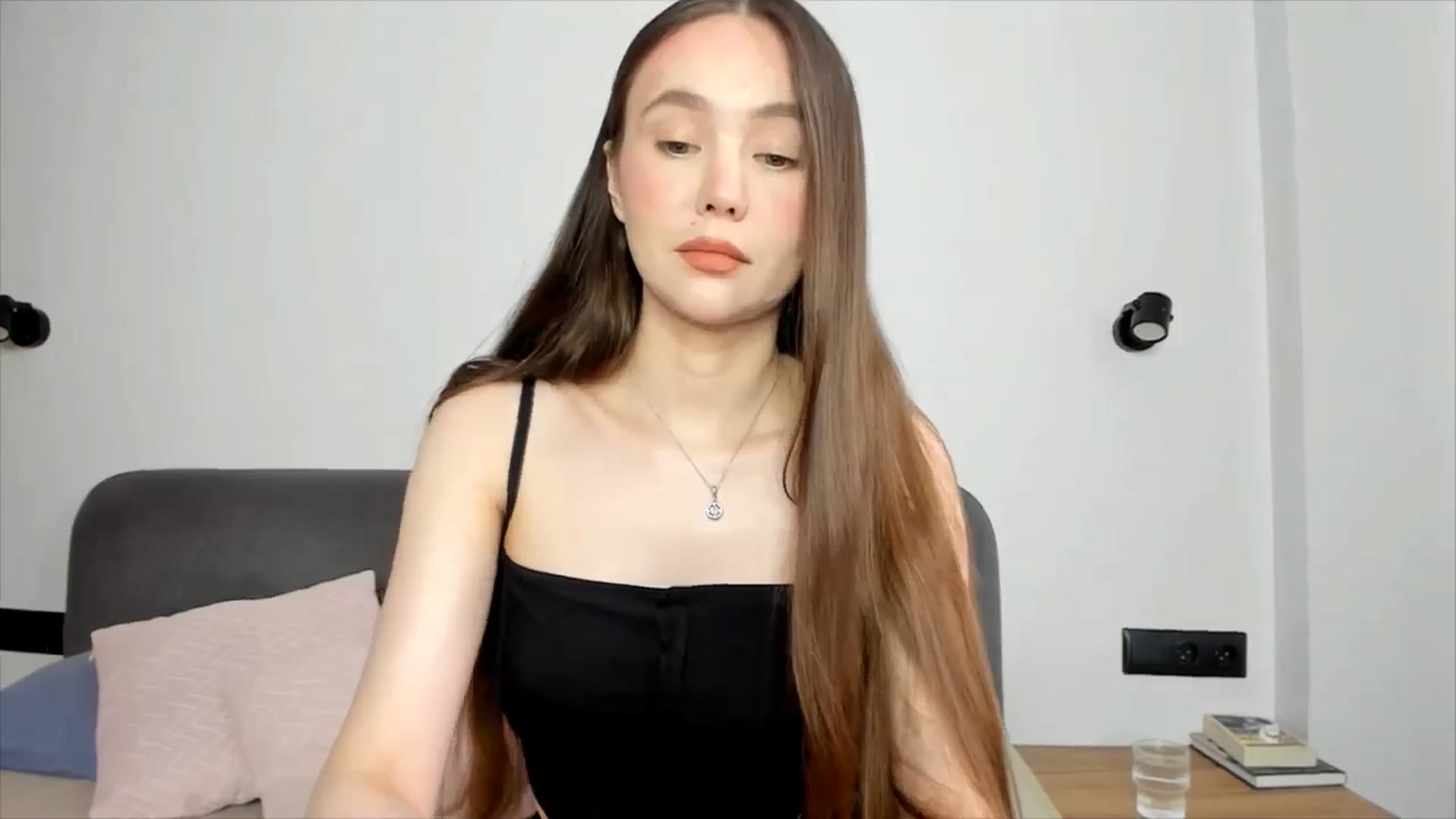 Gallery image thumbnail from SofiaShy's myfreecams stream on, 07/07/2024, 13:37 image 9 of 20