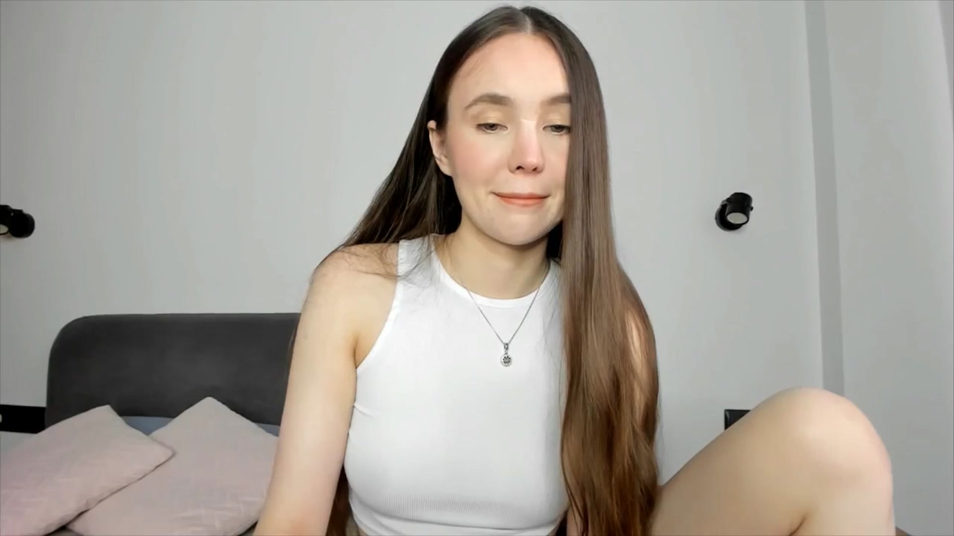 Gallery image thumbnail from SofiaShy's myfreecams stream on, 07/10/2024, 14:04 image 5 of 20
