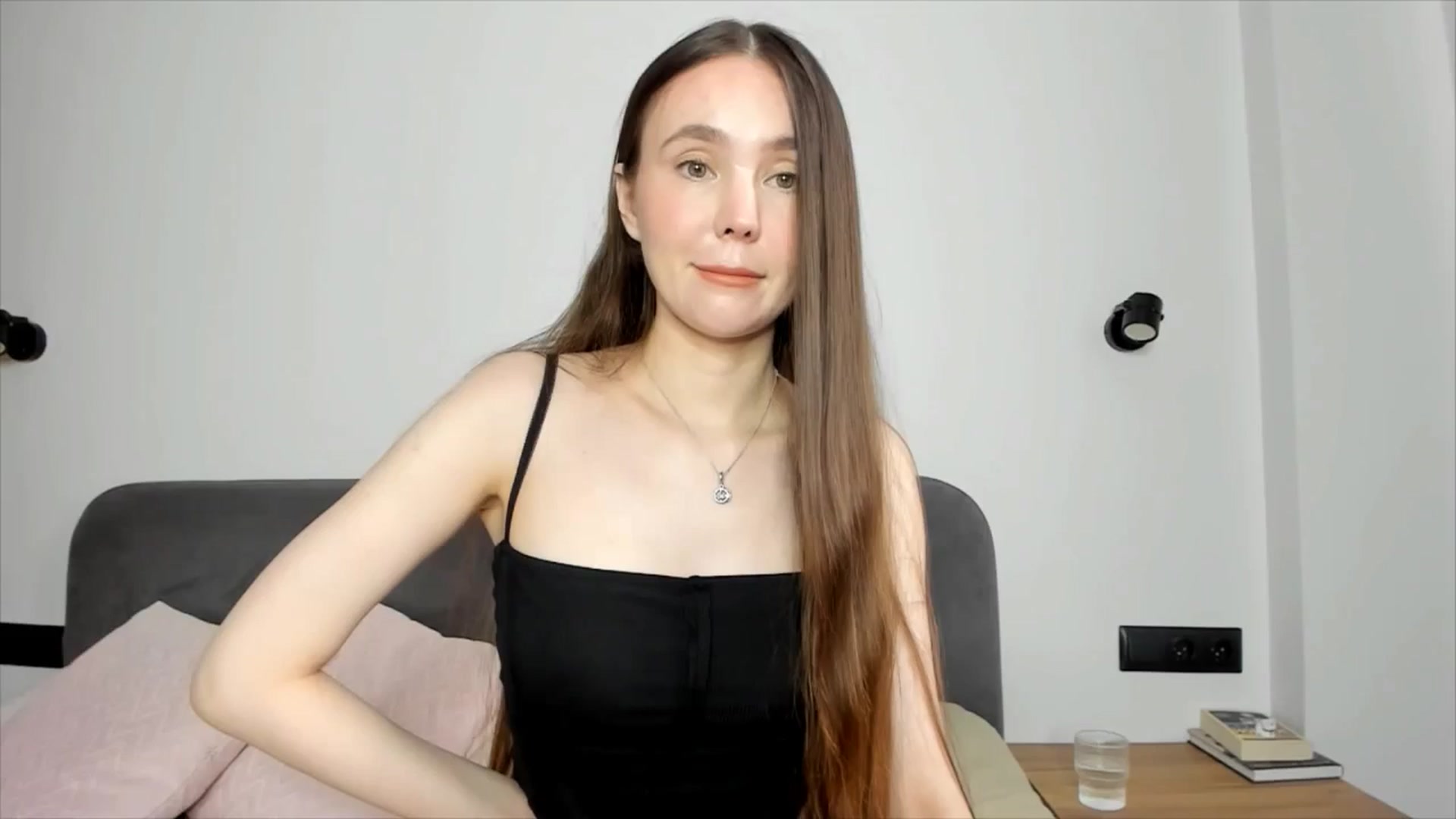 Gallery image thumbnail from SofiaShy's myfreecams stream on, 07/18/2024, 13:31 image 12 of 20
