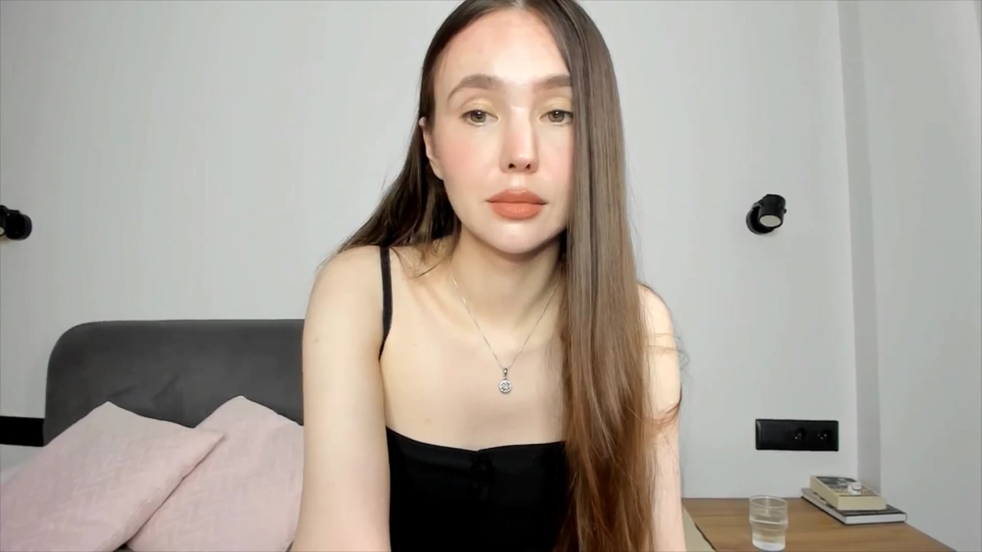 Gallery image thumbnail from SofiaShy's myfreecams stream on, 07/18/2024, 13:31 image 10 of 20