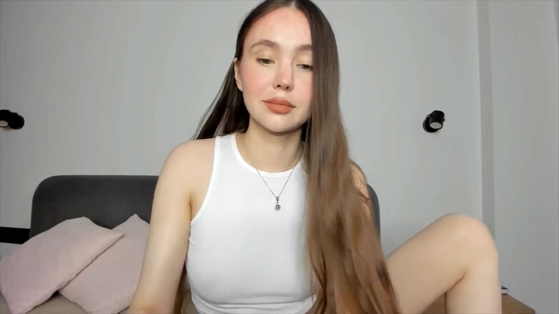 Gallery image thumbnail from SofiaShy's myfreecams stream on, 07/20/2024, 15:04 image 3 of 20