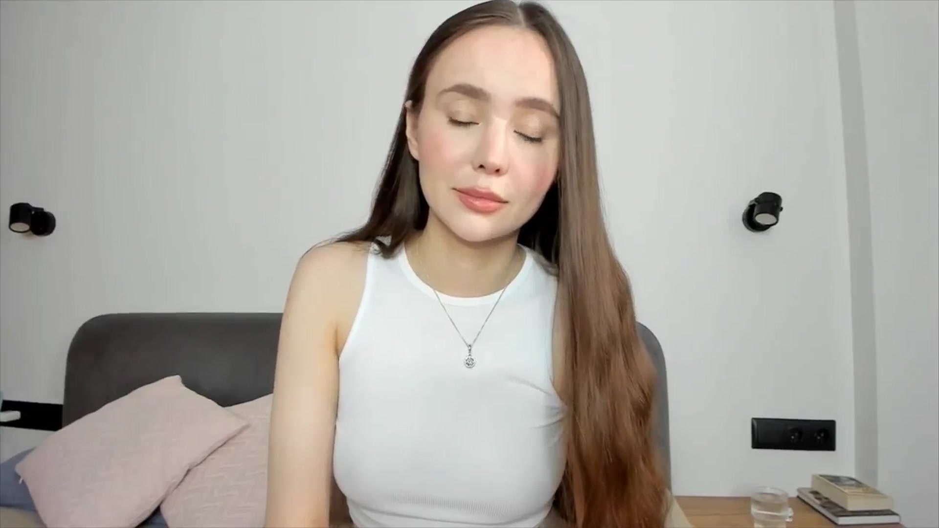 Gallery image thumbnail from SofiaShy's myfreecams stream on, 08/12/2024, 12:08 image 6 of 20