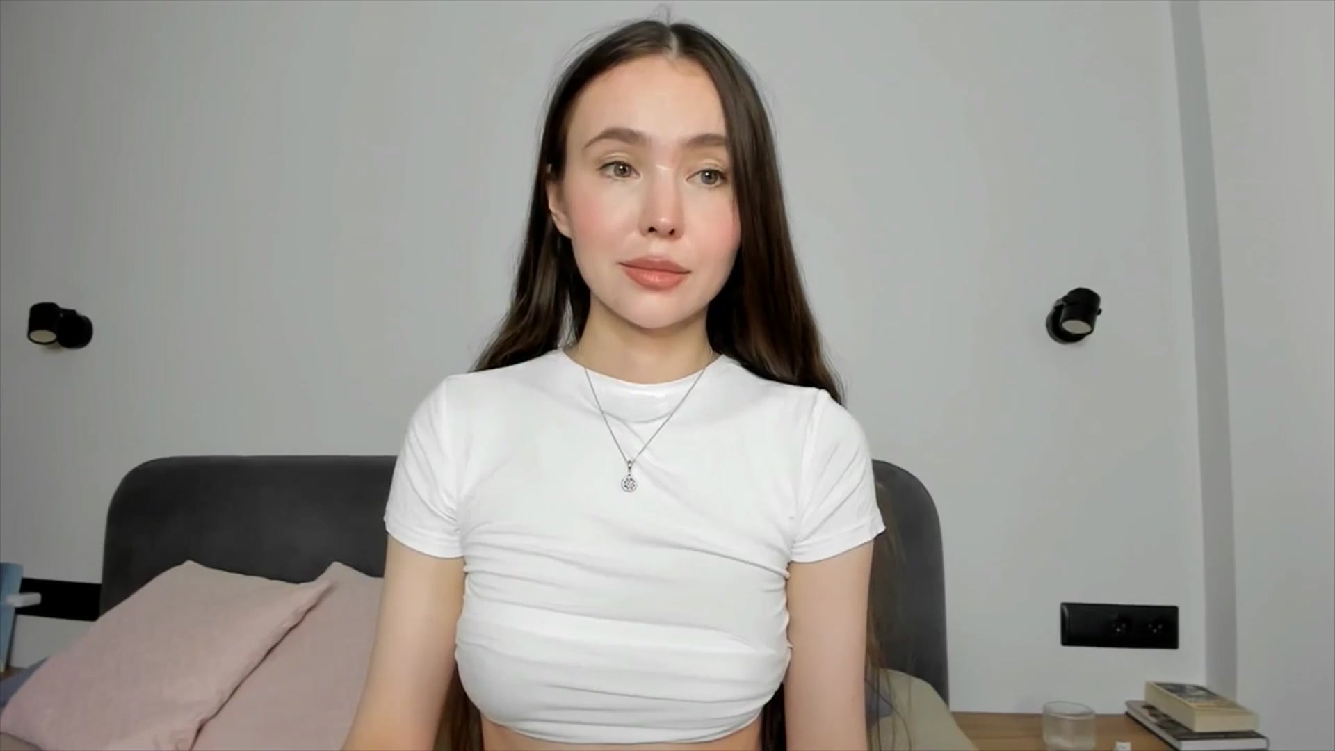 Gallery image thumbnail from SofiaShy's myfreecams stream on, 09/09/2024, 15:31 image 2 of 20