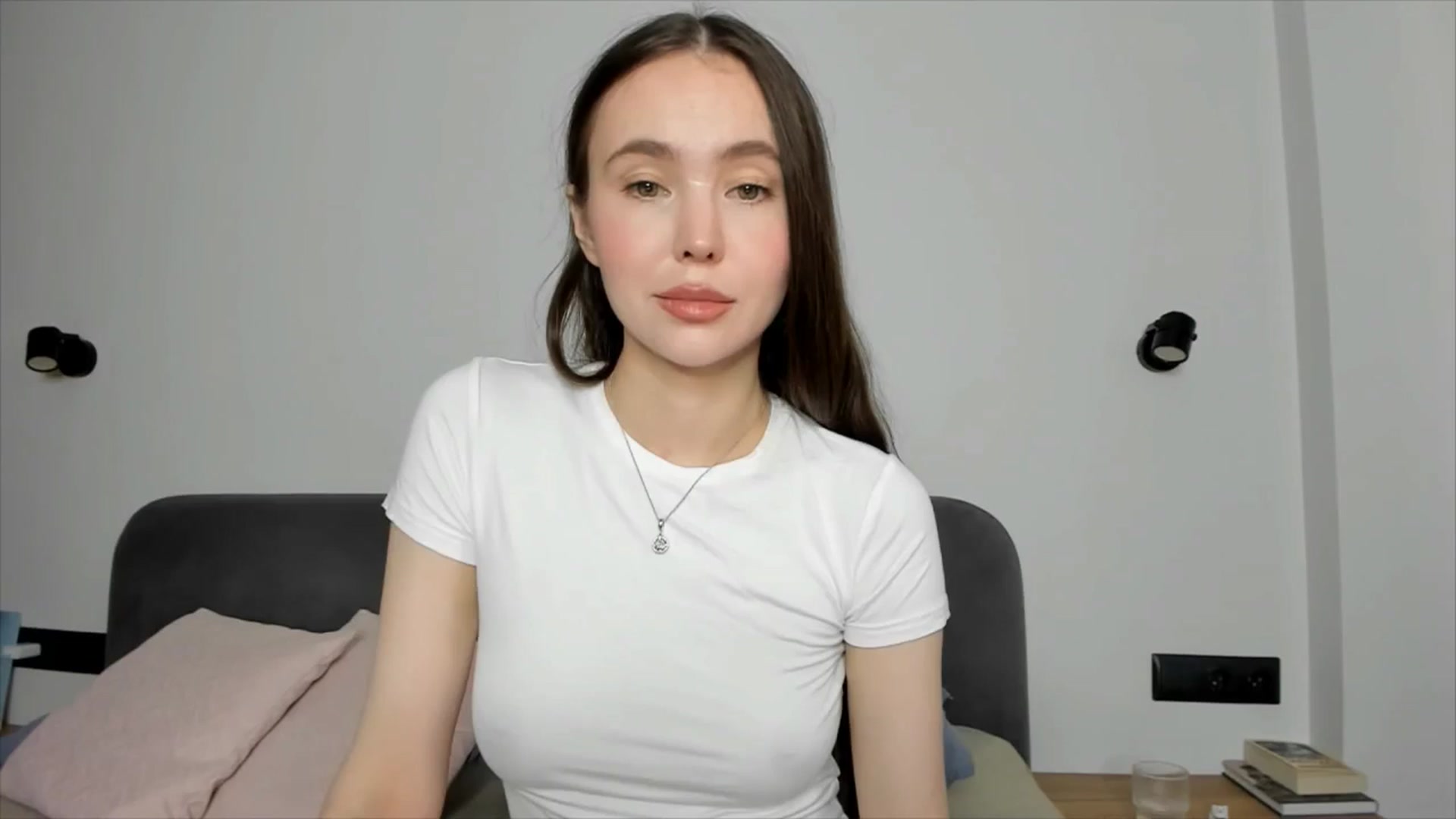 Gallery image thumbnail from SofiaShy's myfreecams stream on, 09/09/2024, 15:31 image 4 of 20