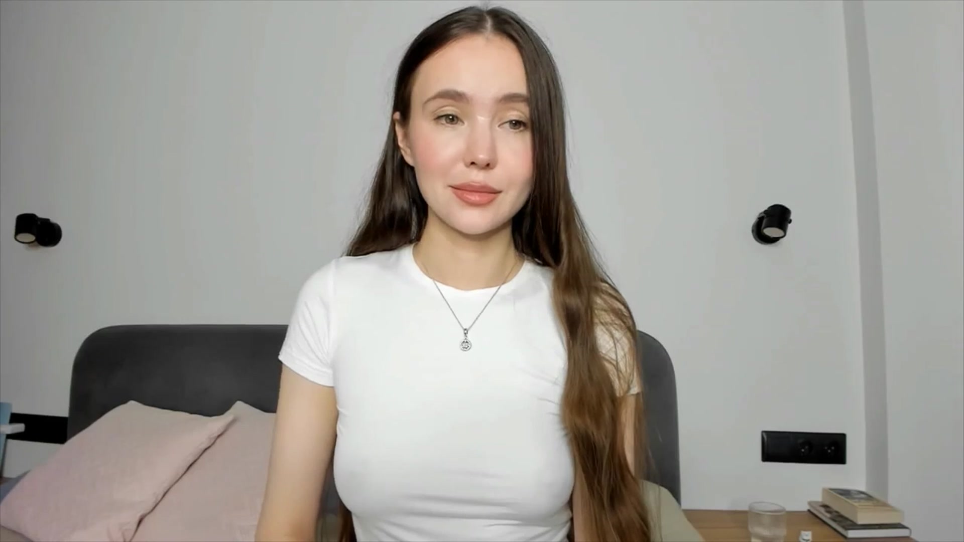 Gallery image thumbnail from SofiaShy's myfreecams stream on, 09/09/2024, 15:31 image 7 of 20