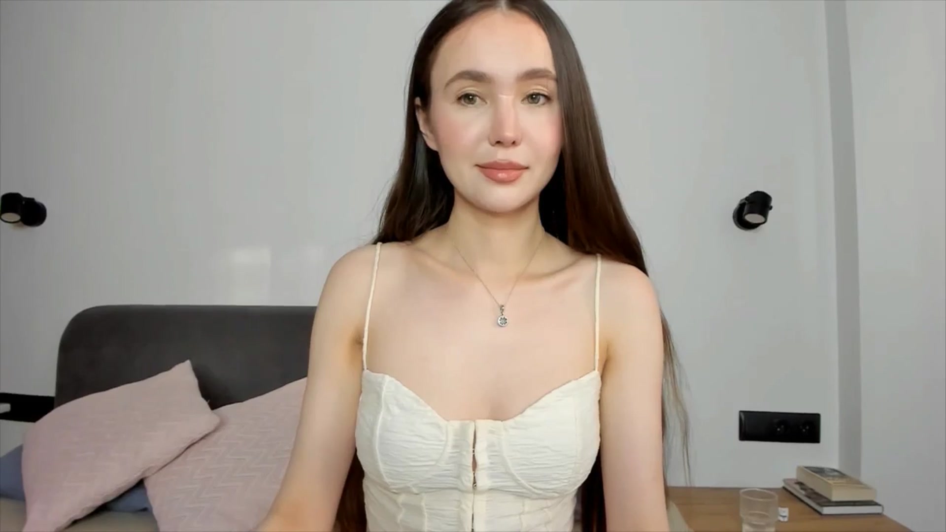 Gallery image thumbnail from SofiaShy's myfreecams stream on, 09/14/2024, 15:03 image 6 of 20