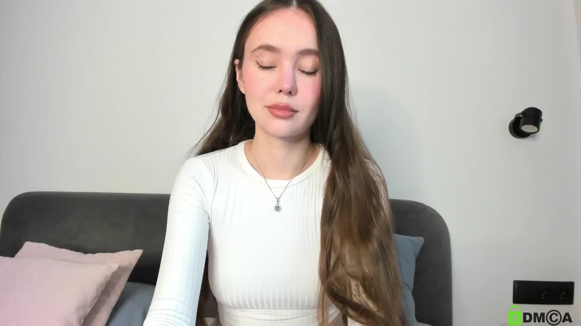 Gallery image thumbnail from SofiaShy's myfreecams stream on, 10/06/2024, 12:53 image 3 of 20